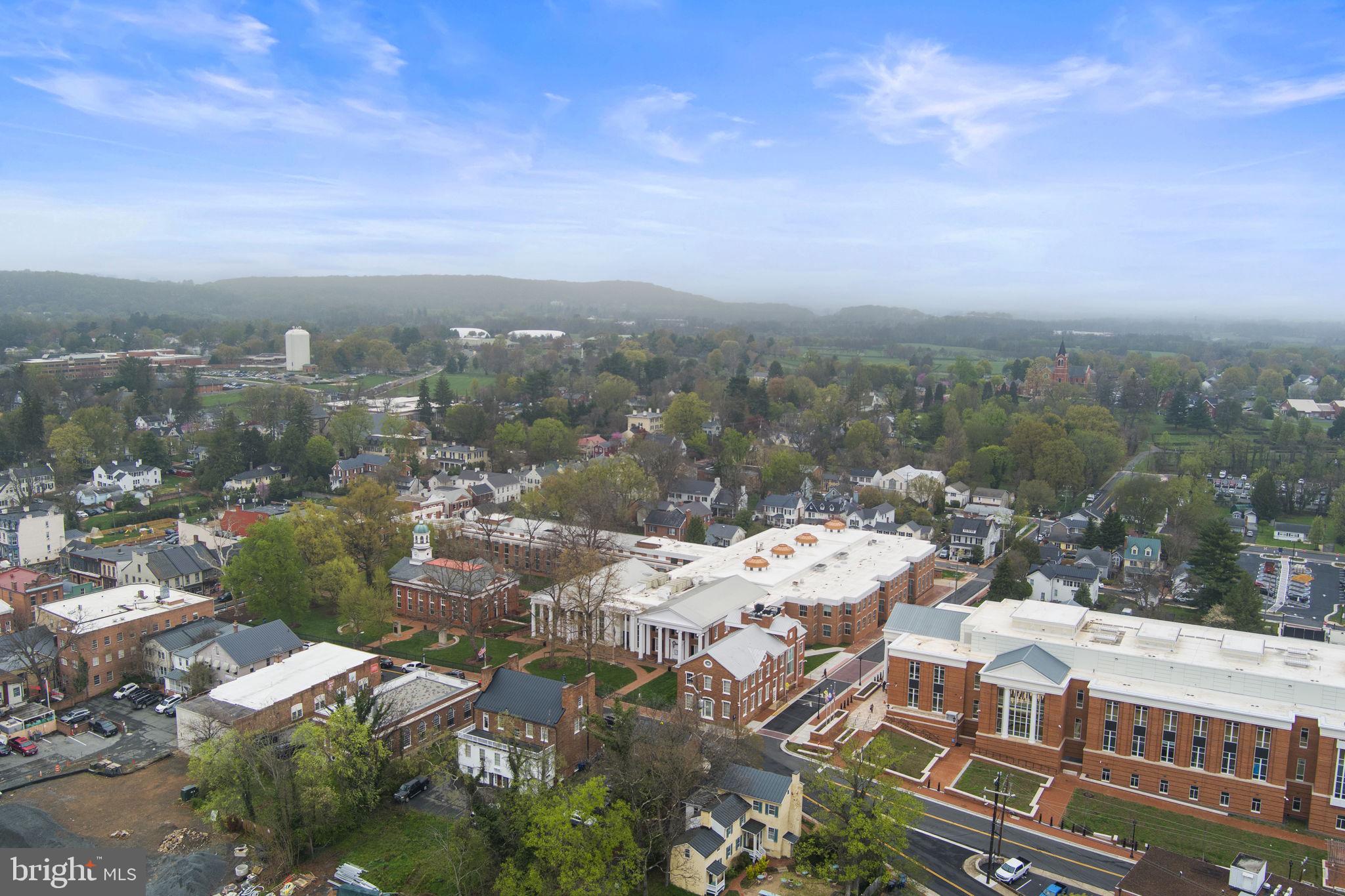 EXETER SQUARE - Residential