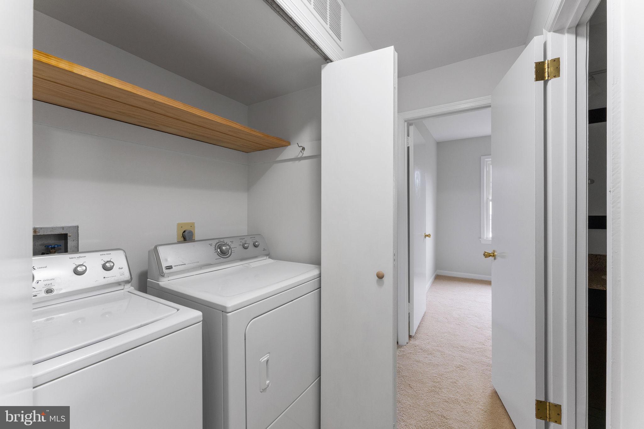 EXETER SQUARE - Residential