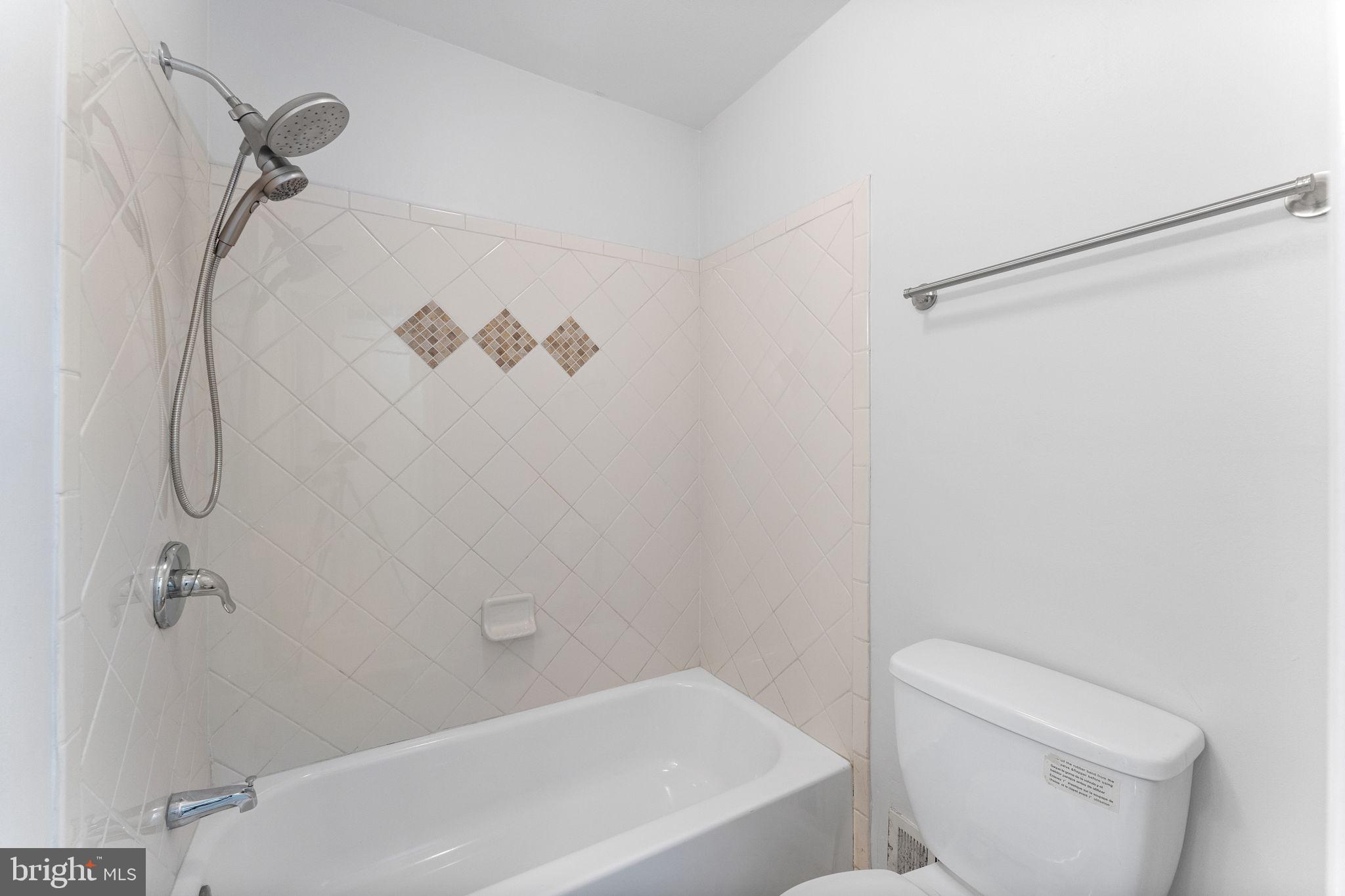 EXETER SQUARE - Residential