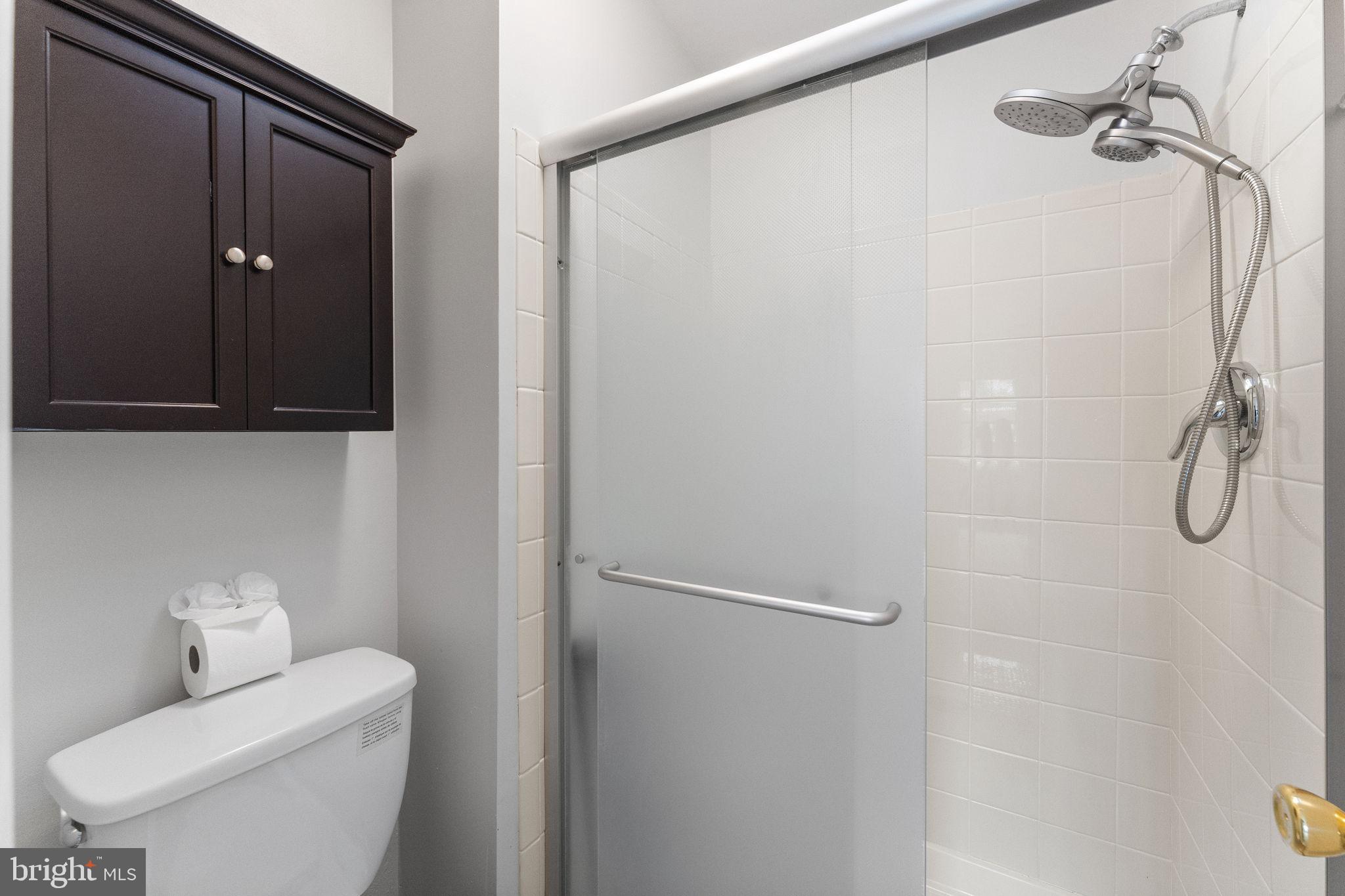 EXETER SQUARE - Residential