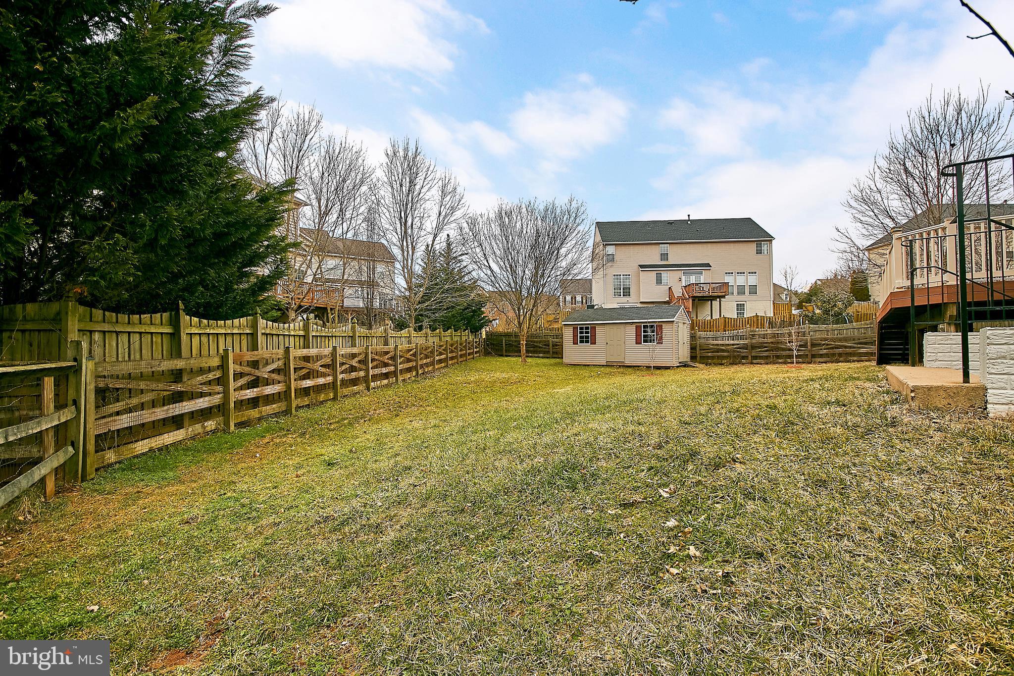 WESTMARKET LANDBAY - Residential