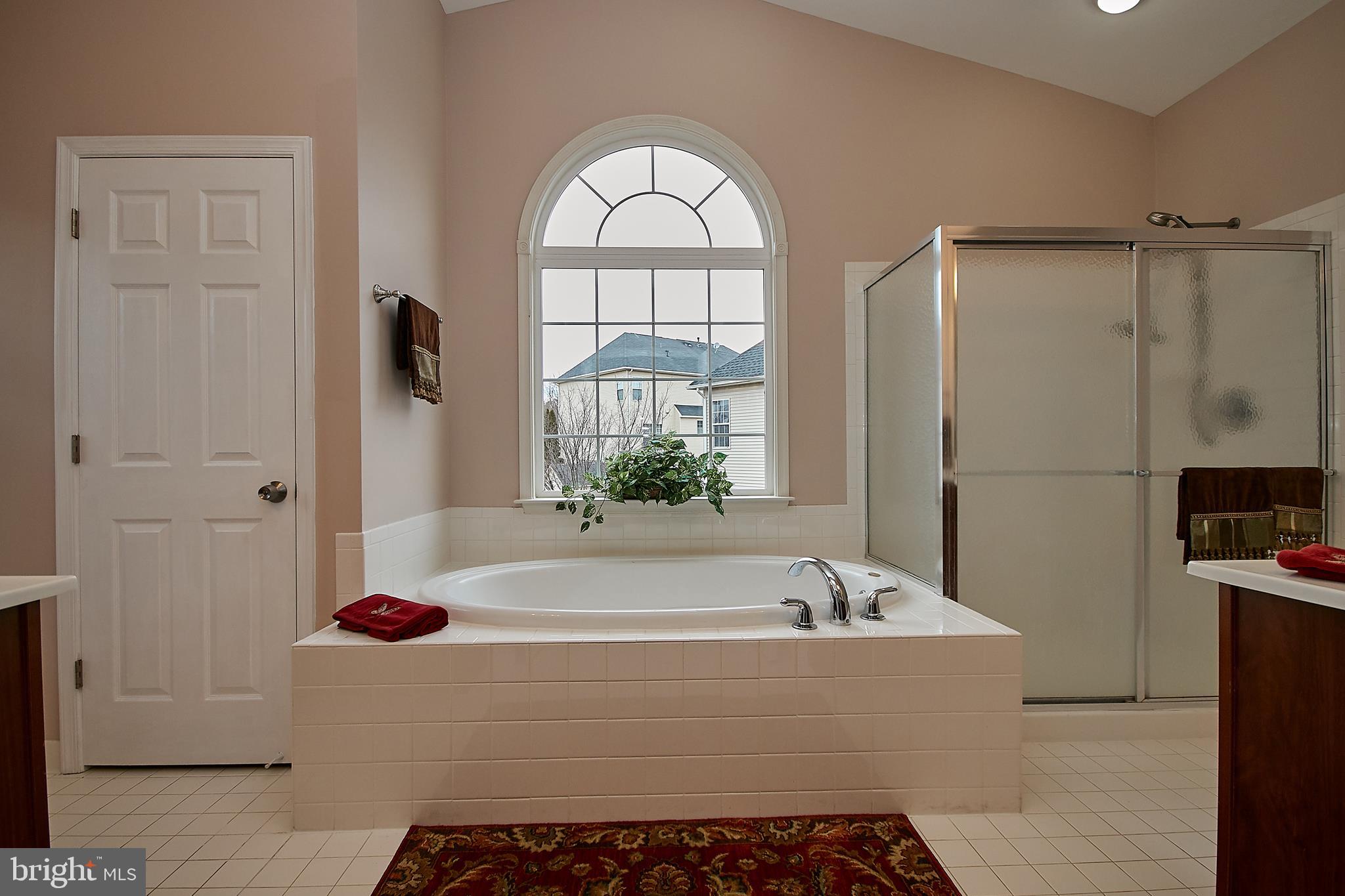 WESTMARKET LANDBAY - Residential