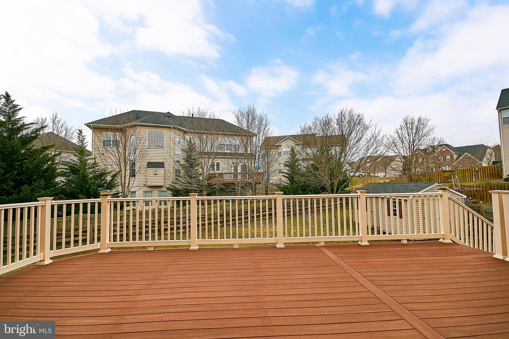 WESTMARKET LANDBAY - Residential