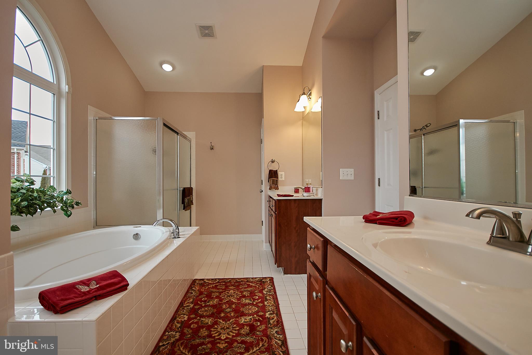 WESTMARKET LANDBAY - Residential