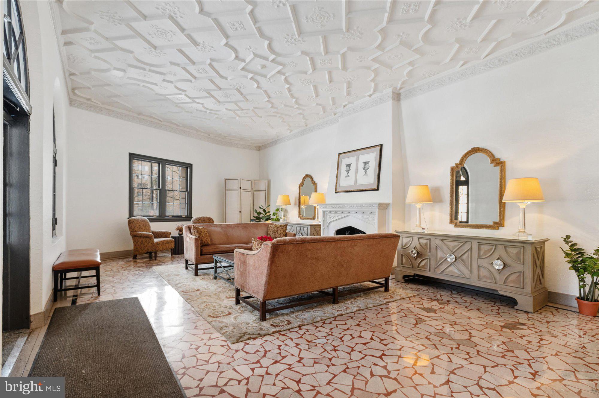 4514 CONNECTICUT AVENUE NW 206