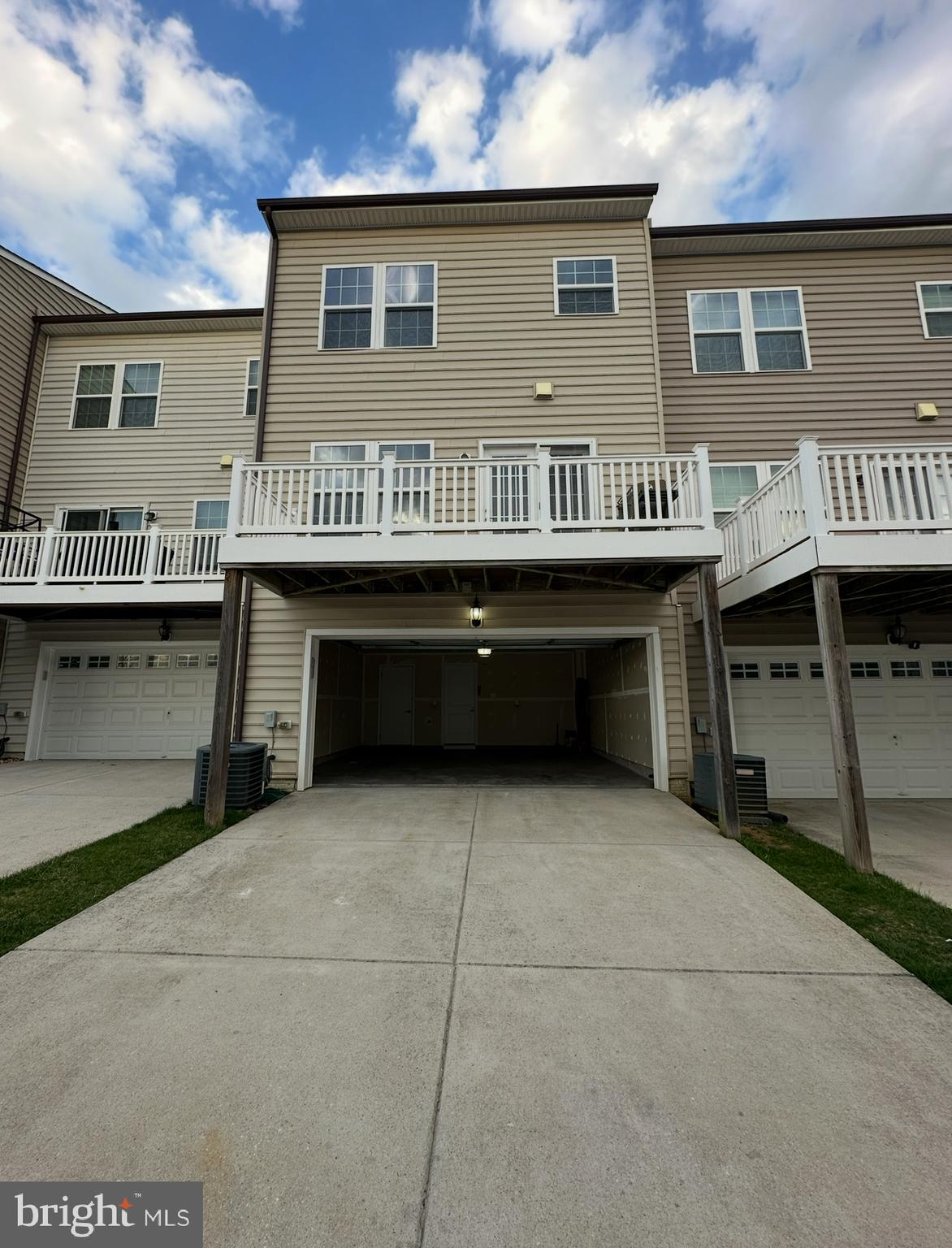 BALLARD GREEN - Residential