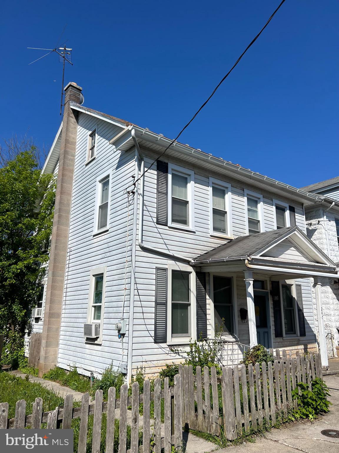 247 N COLLEGE STREET