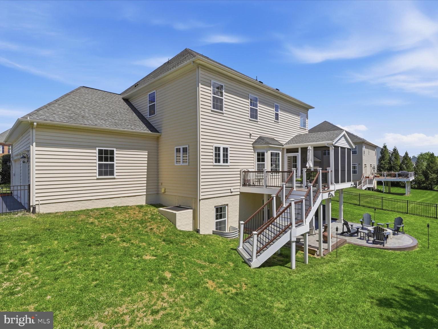 EVERGREEN VILLAGE - Residential