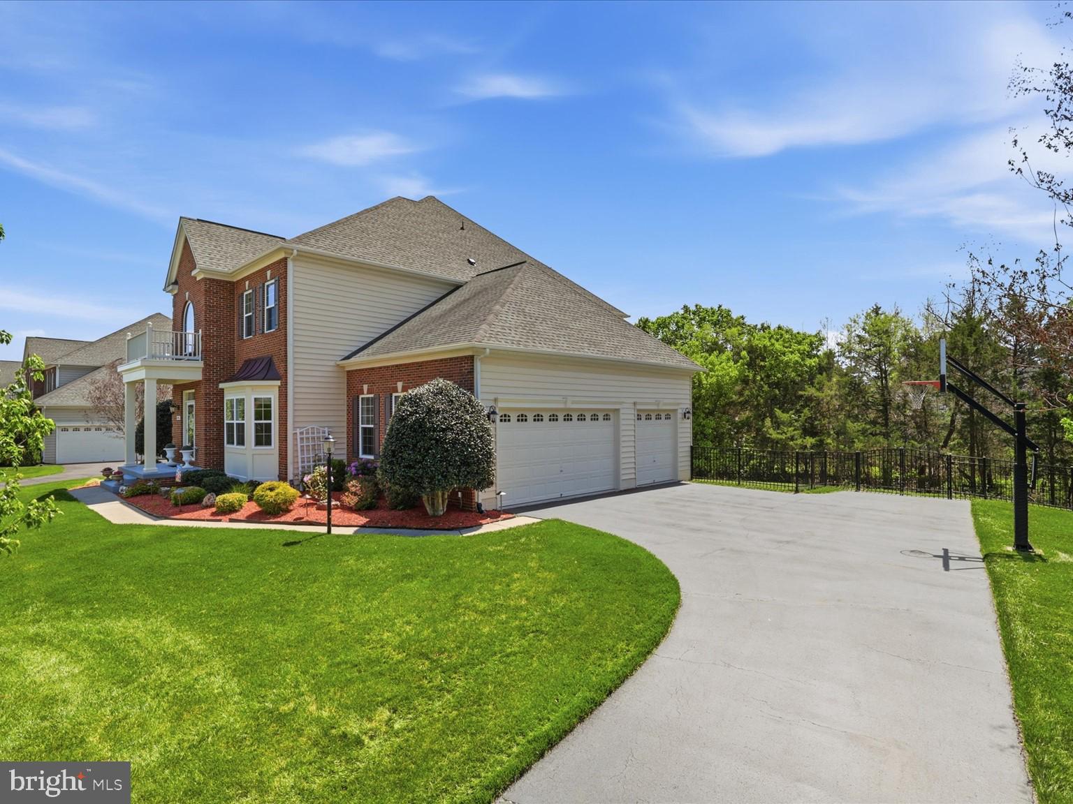 EVERGREEN VILLAGE - Residential