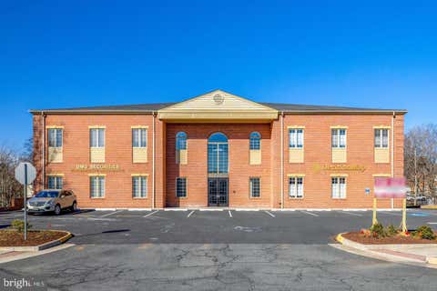 Photo of 746 Walker Road #26, GREAT FALLS, VA 22066 (MLS # VAFX2333154)