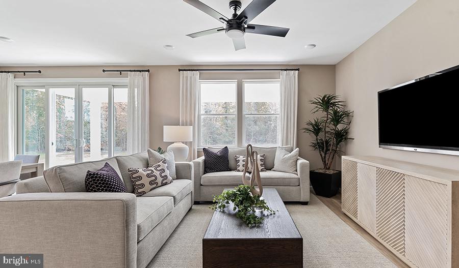 SEASONS AT ROUND MILL MEADOWS - Residential