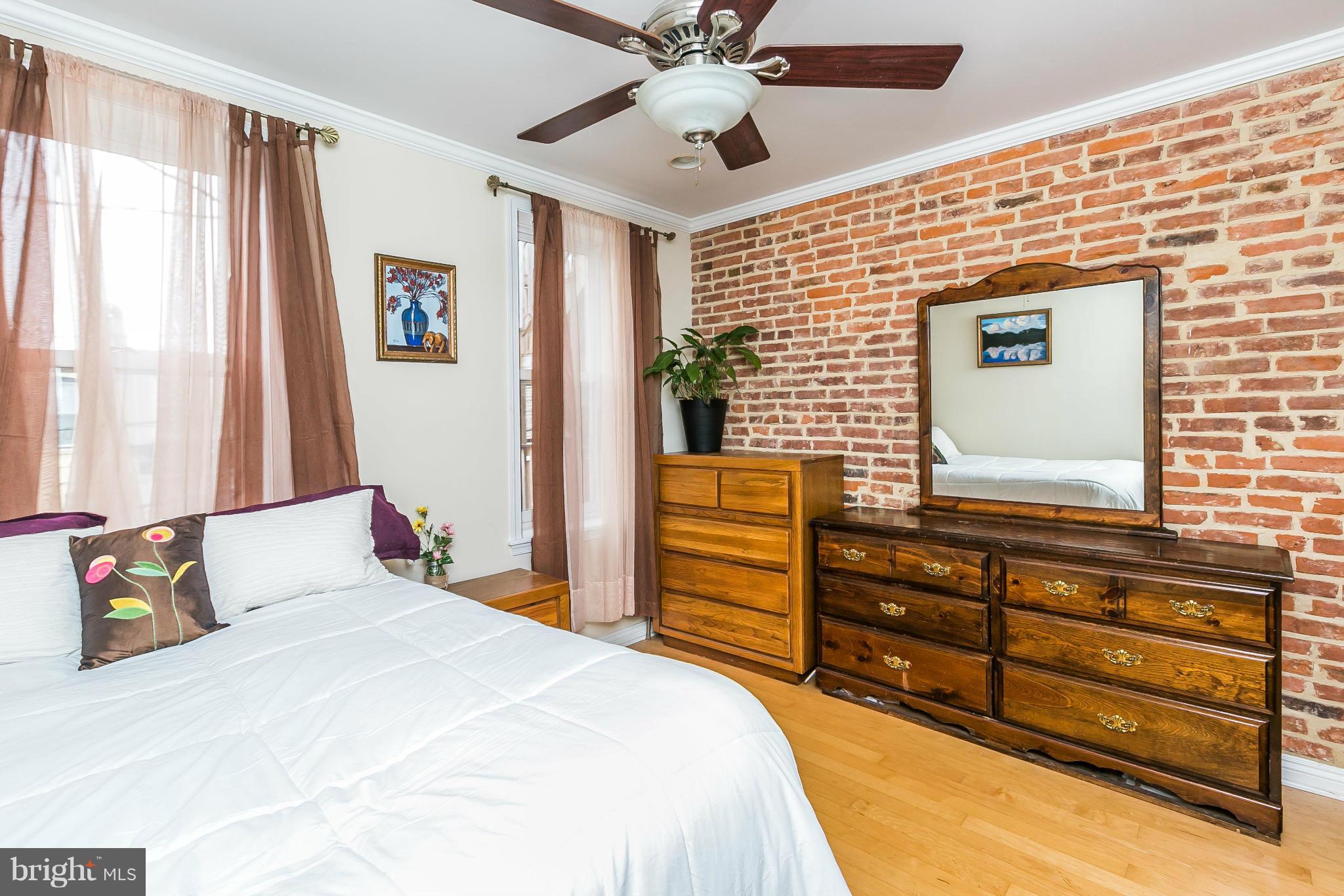 HIGHLANDTOWN - Residential