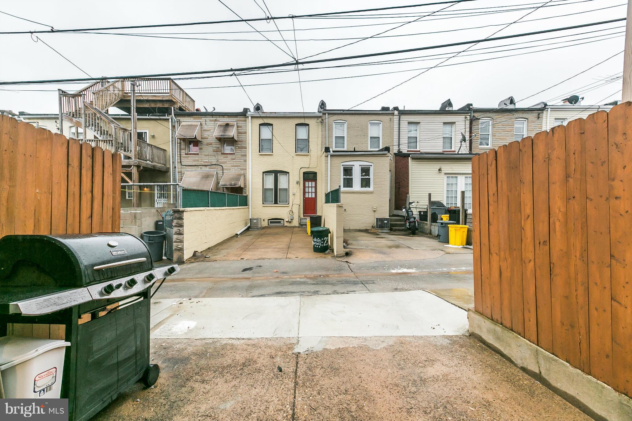 HIGHLANDTOWN - Residential