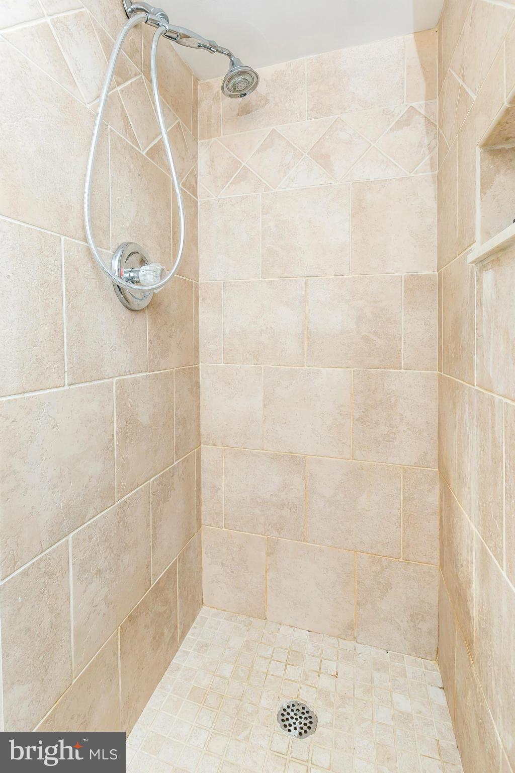 HIGHLANDTOWN - Residential