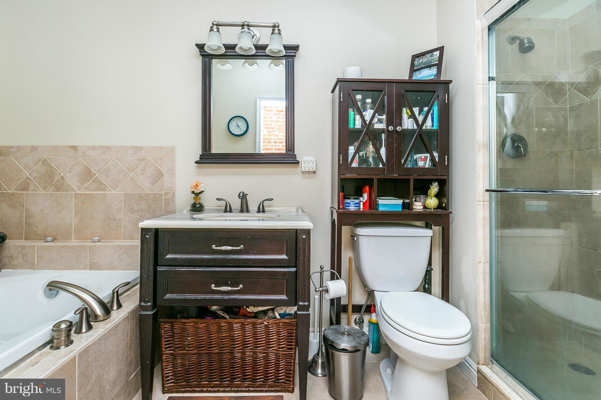 HIGHLANDTOWN - Residential