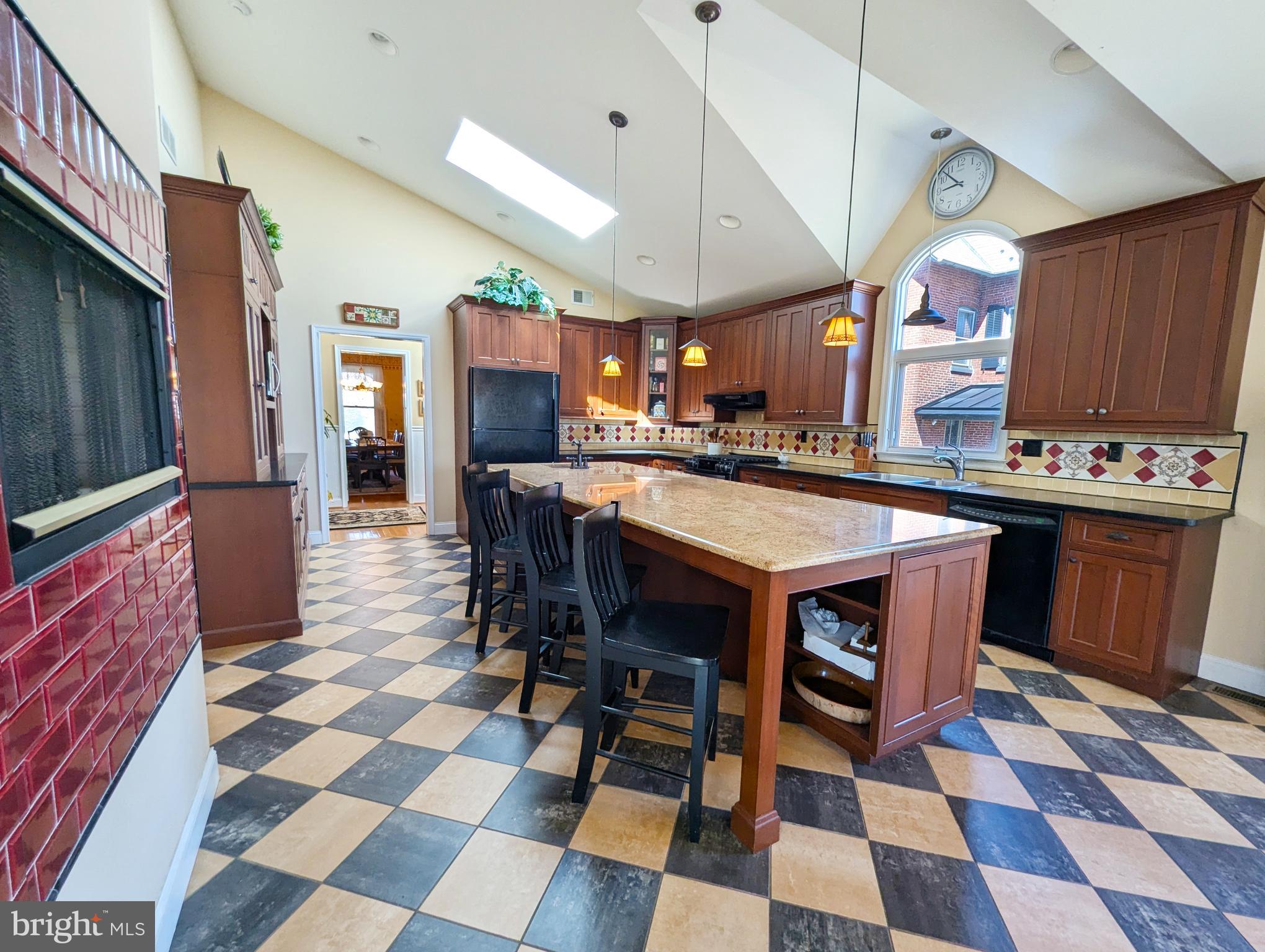 DOYLESTOWN BORO - Residential