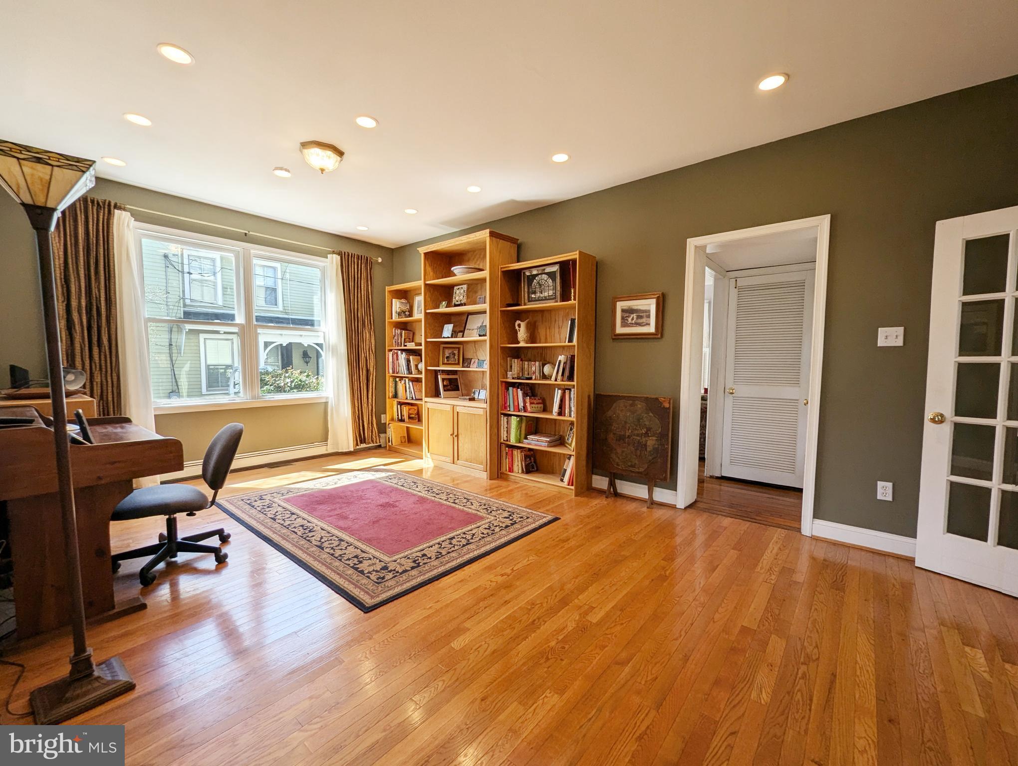 DOYLESTOWN BORO - Residential