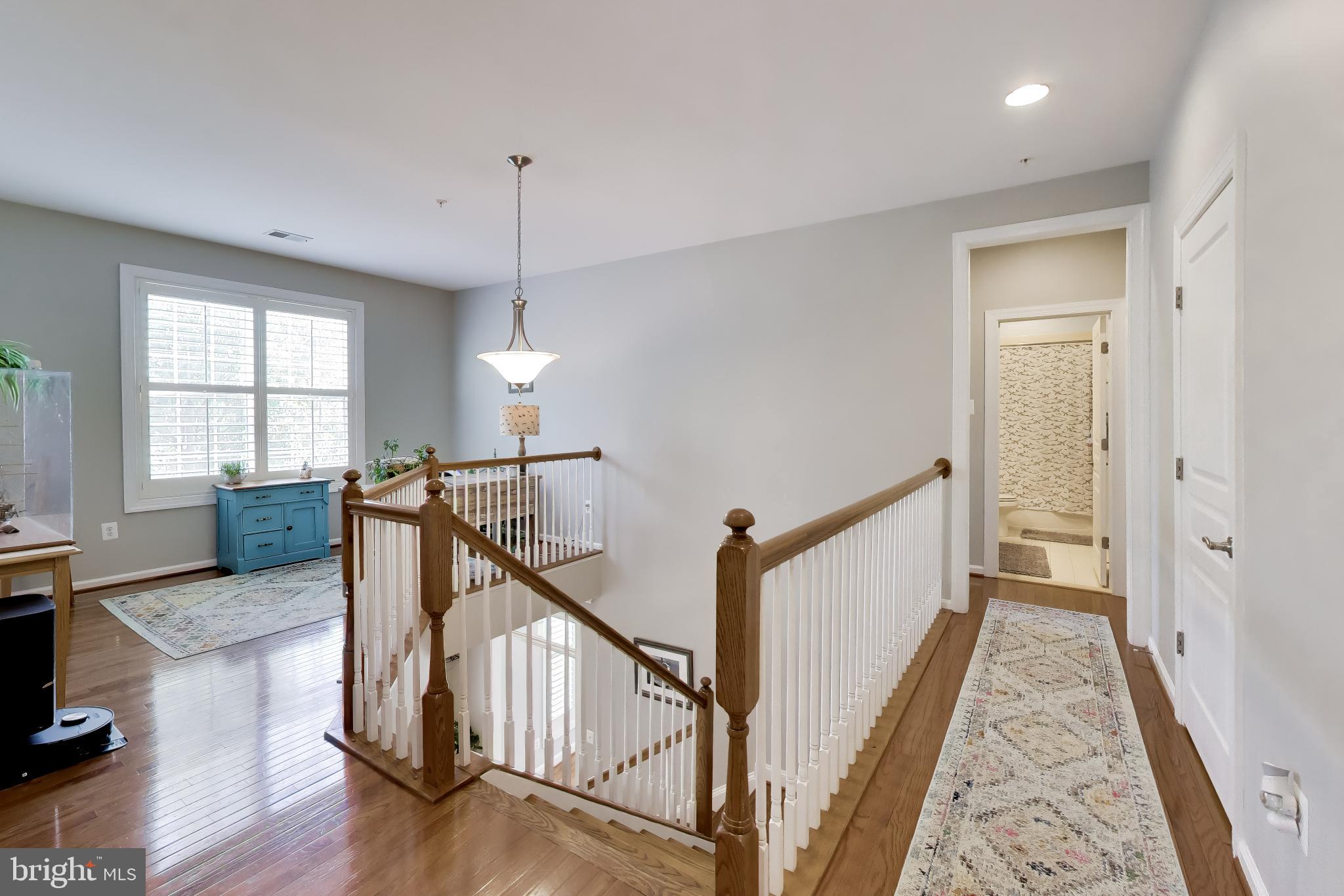TRITON WOODS - Residential