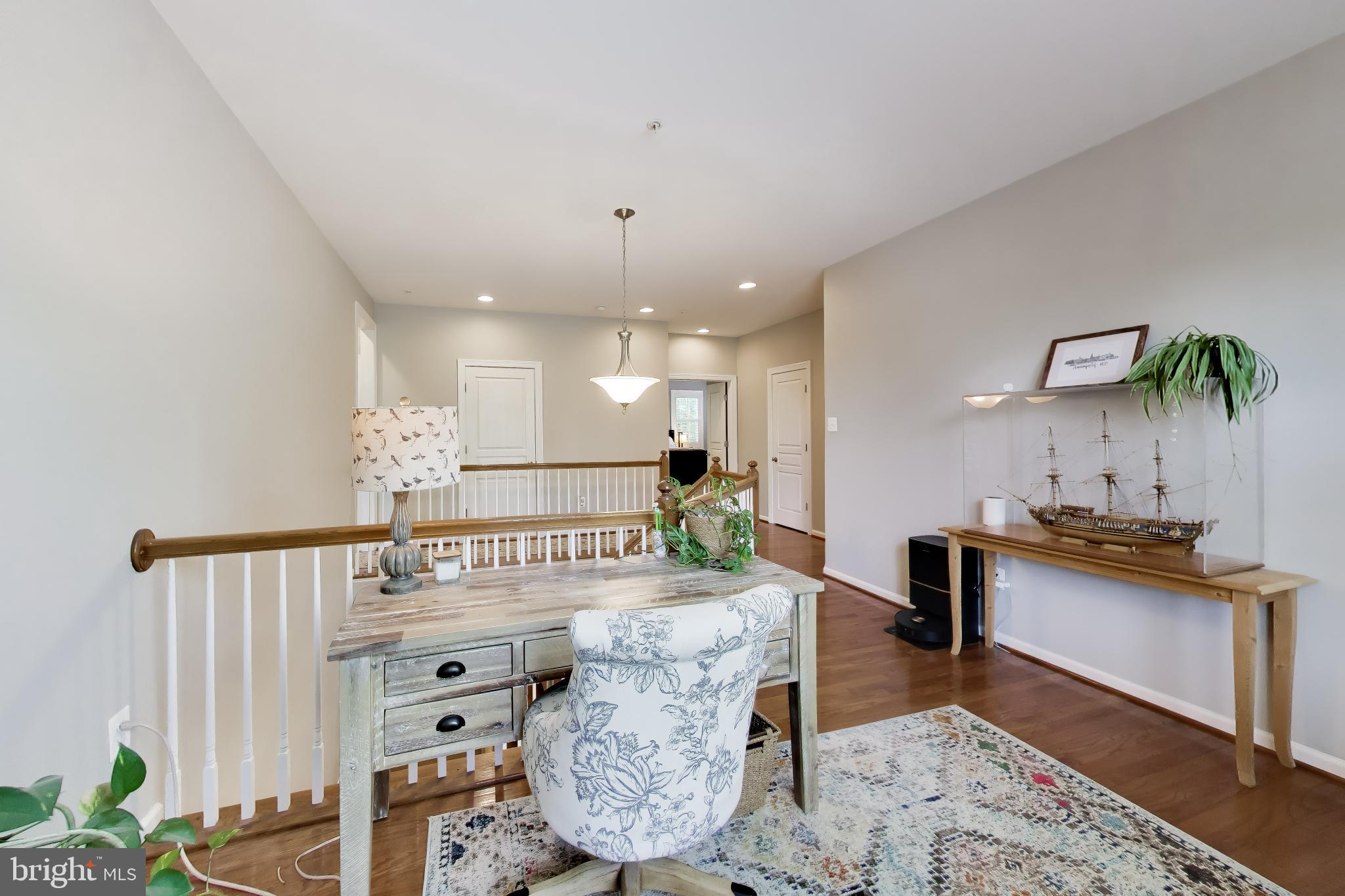 TRITON WOODS - Residential