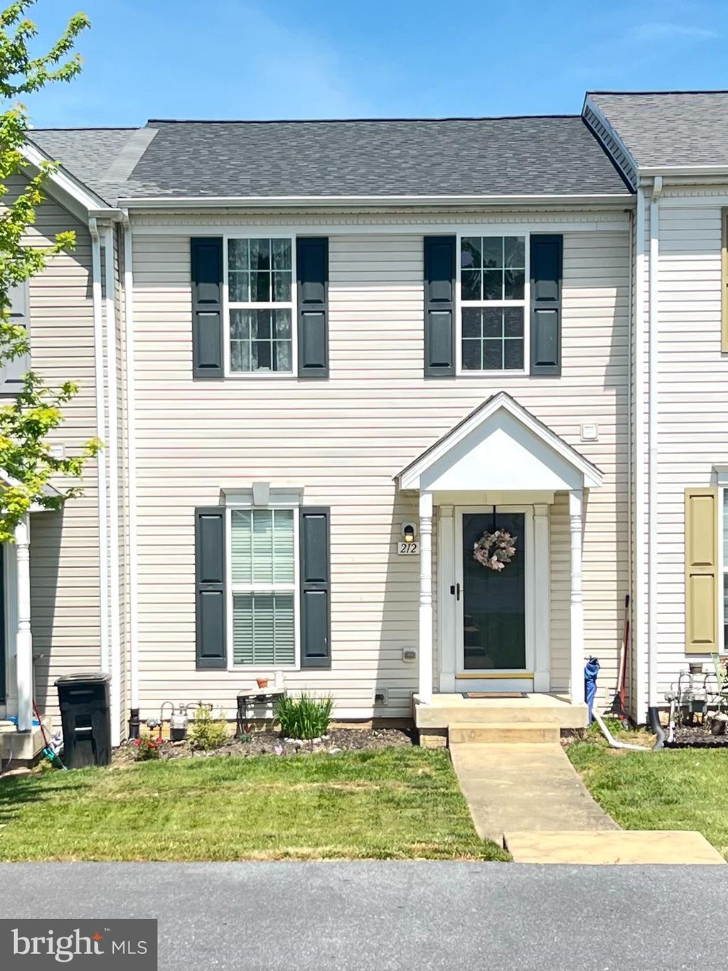 Photo of 212 KENTSHIRE DR, LANCASTER, PA 17603 (MLS # PALA2035694)