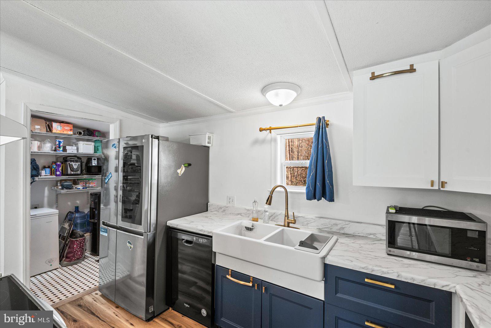 HOLLY GROVE - Residential