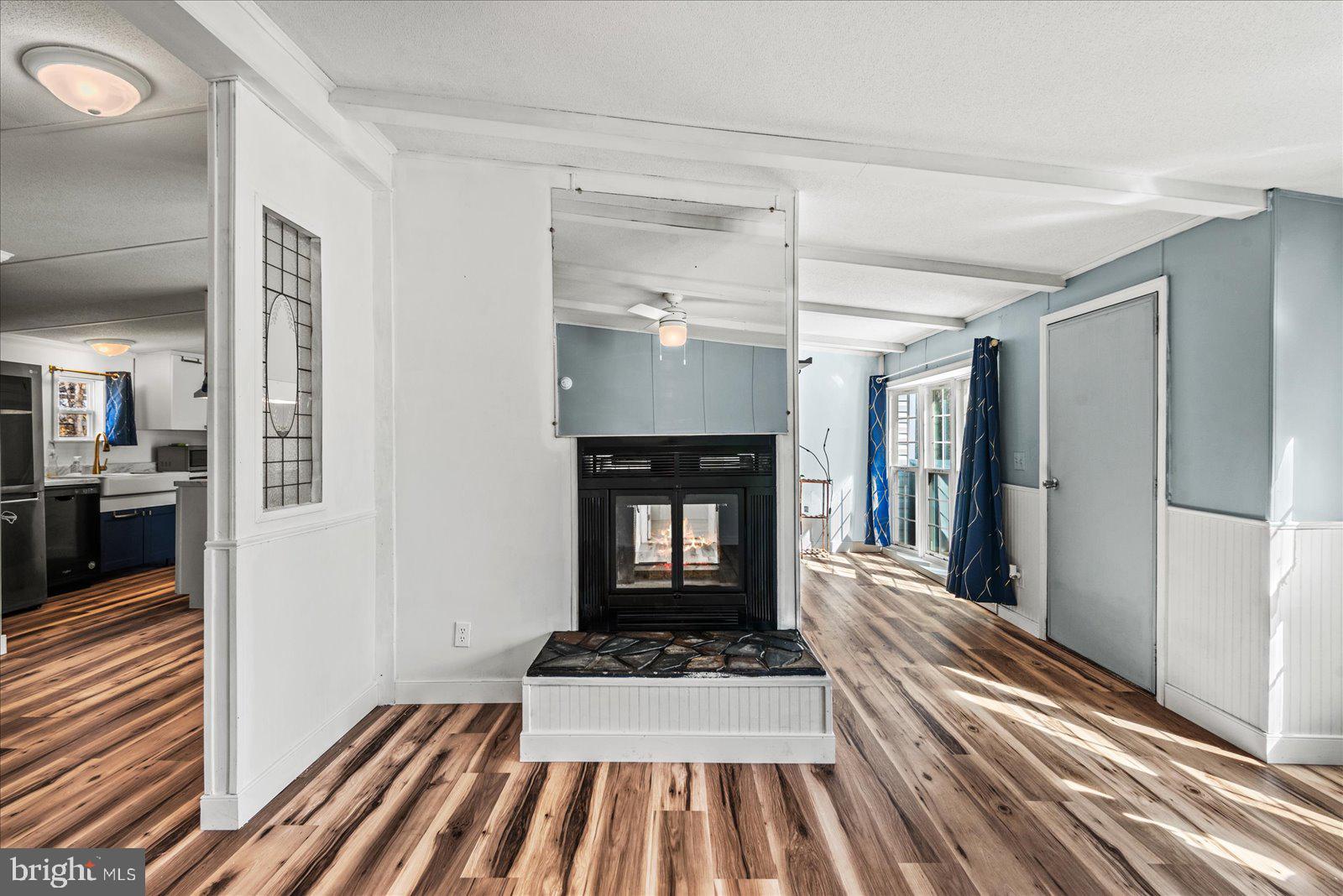 HOLLY GROVE - Residential