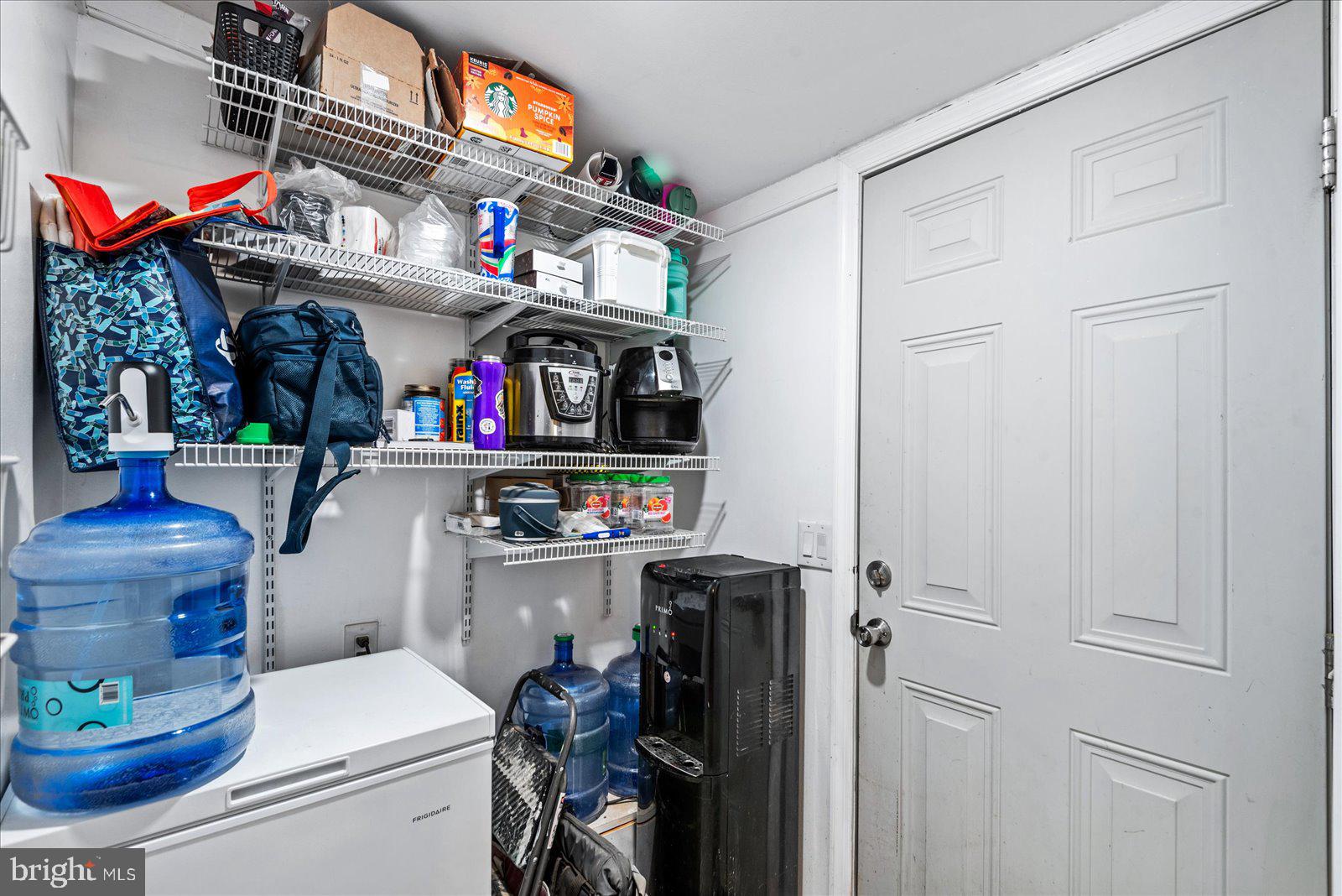 HOLLY GROVE - Residential