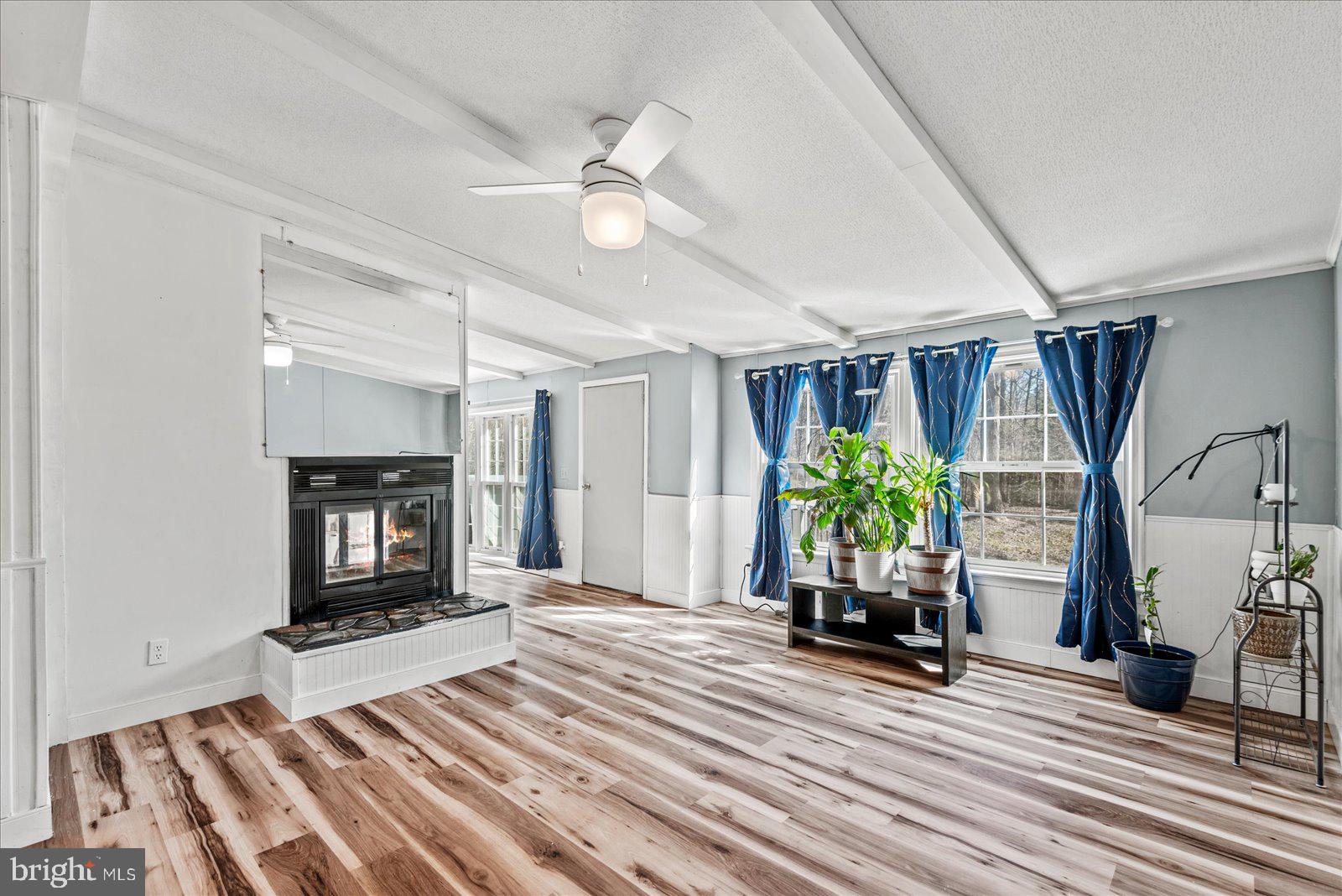 HOLLY GROVE - Residential