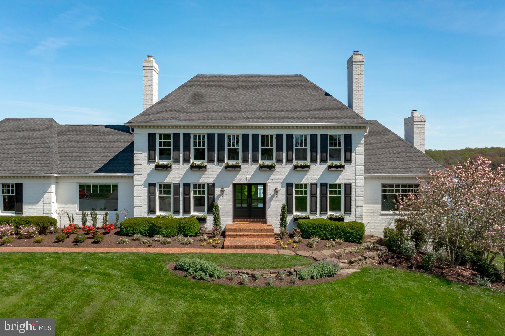 THE DOWNS - Residential