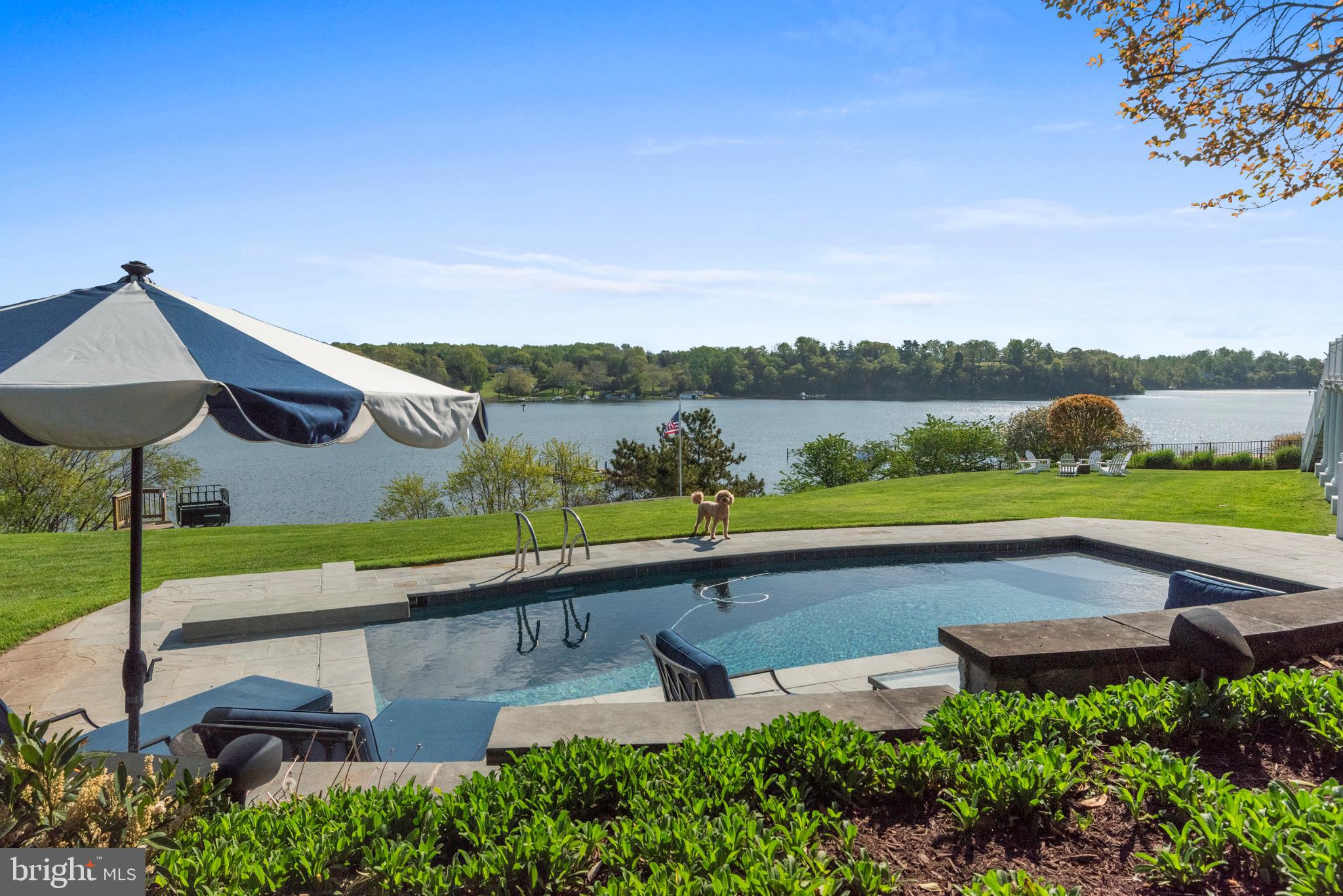 THE DOWNS - Residential