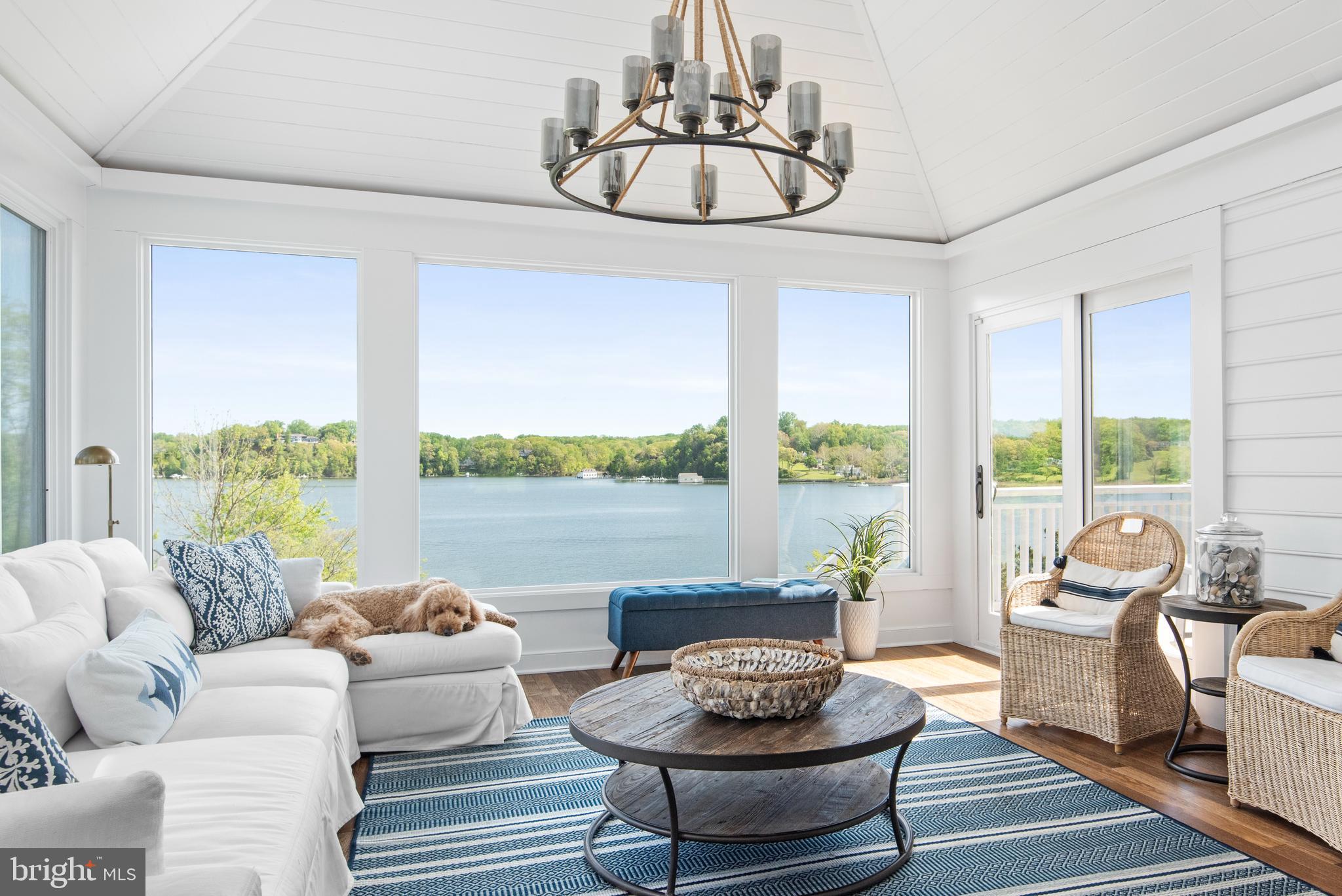 THE DOWNS - Residential