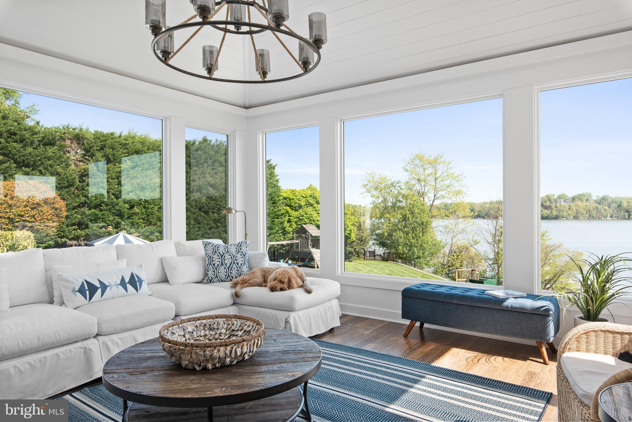 THE DOWNS - Residential