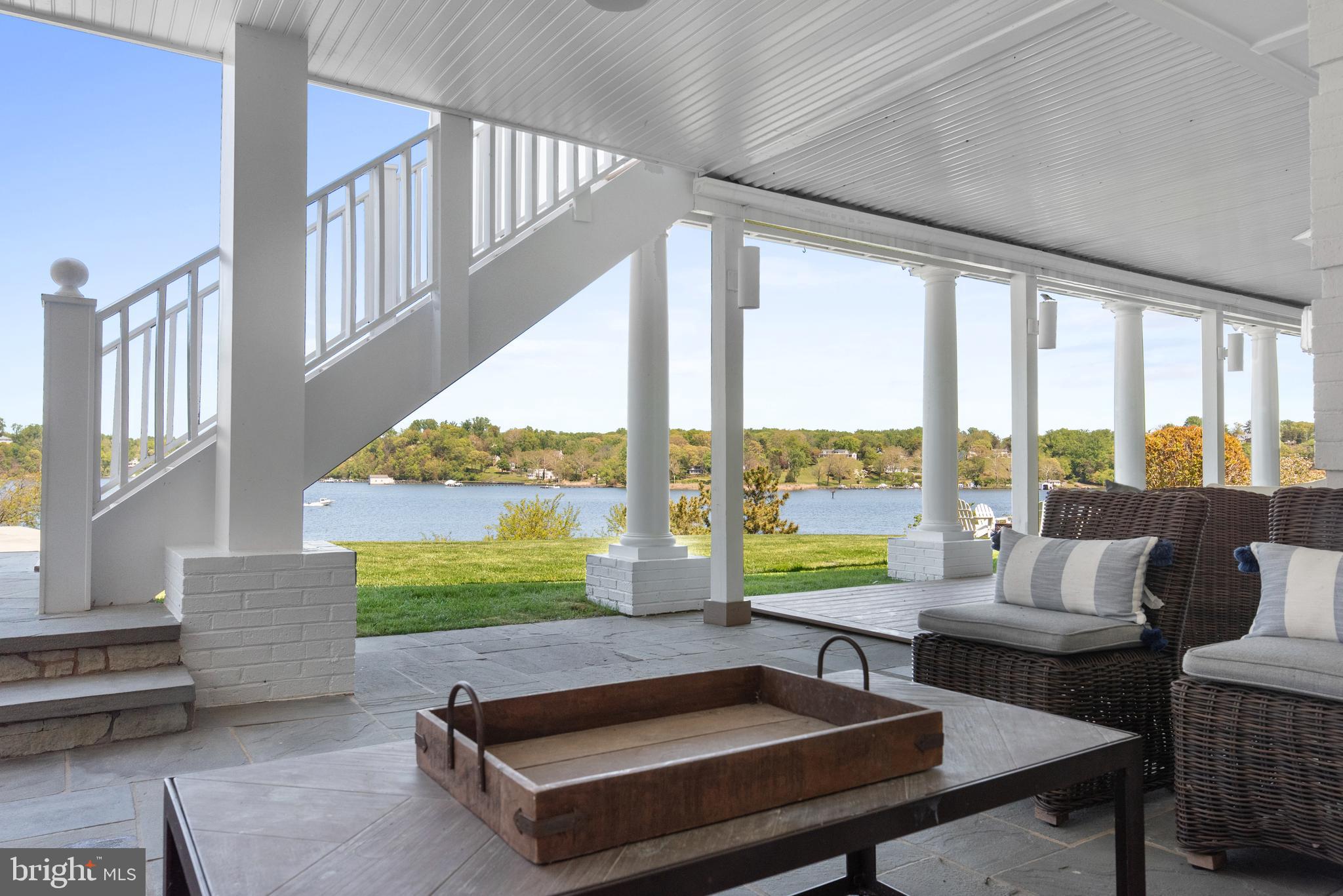 THE DOWNS - Residential