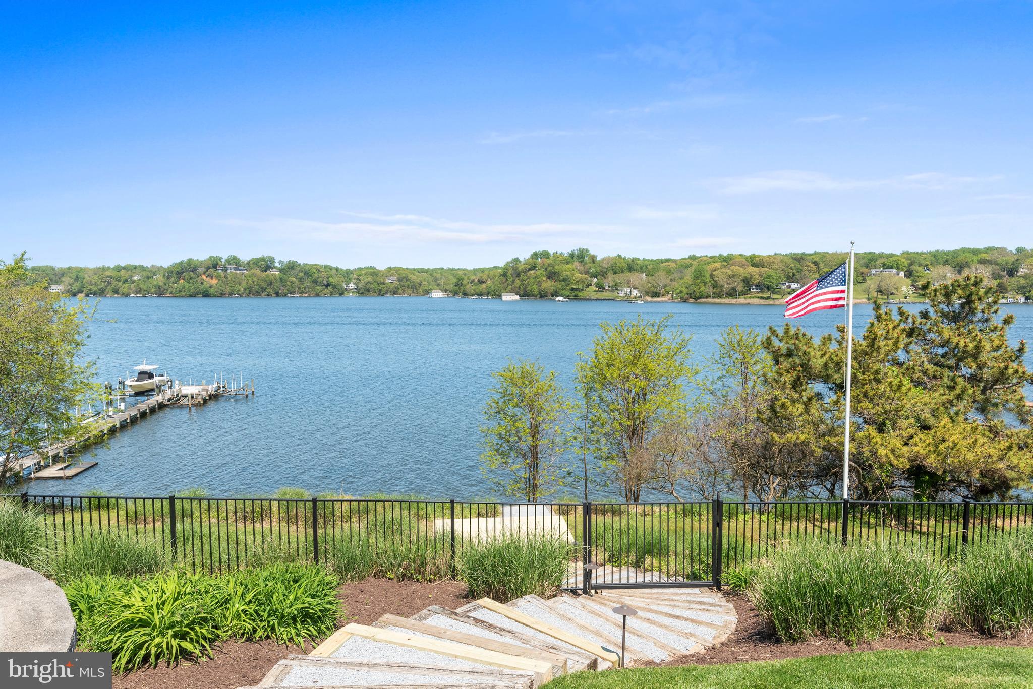 THE DOWNS - Residential