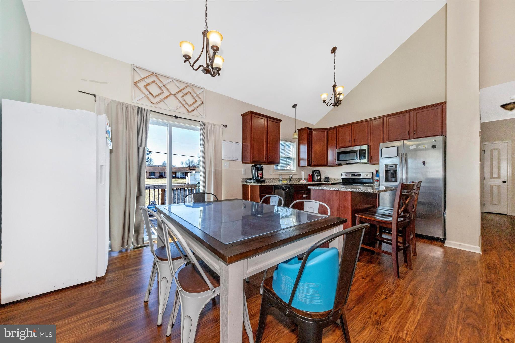 PRINCETON SHOALS - Residential