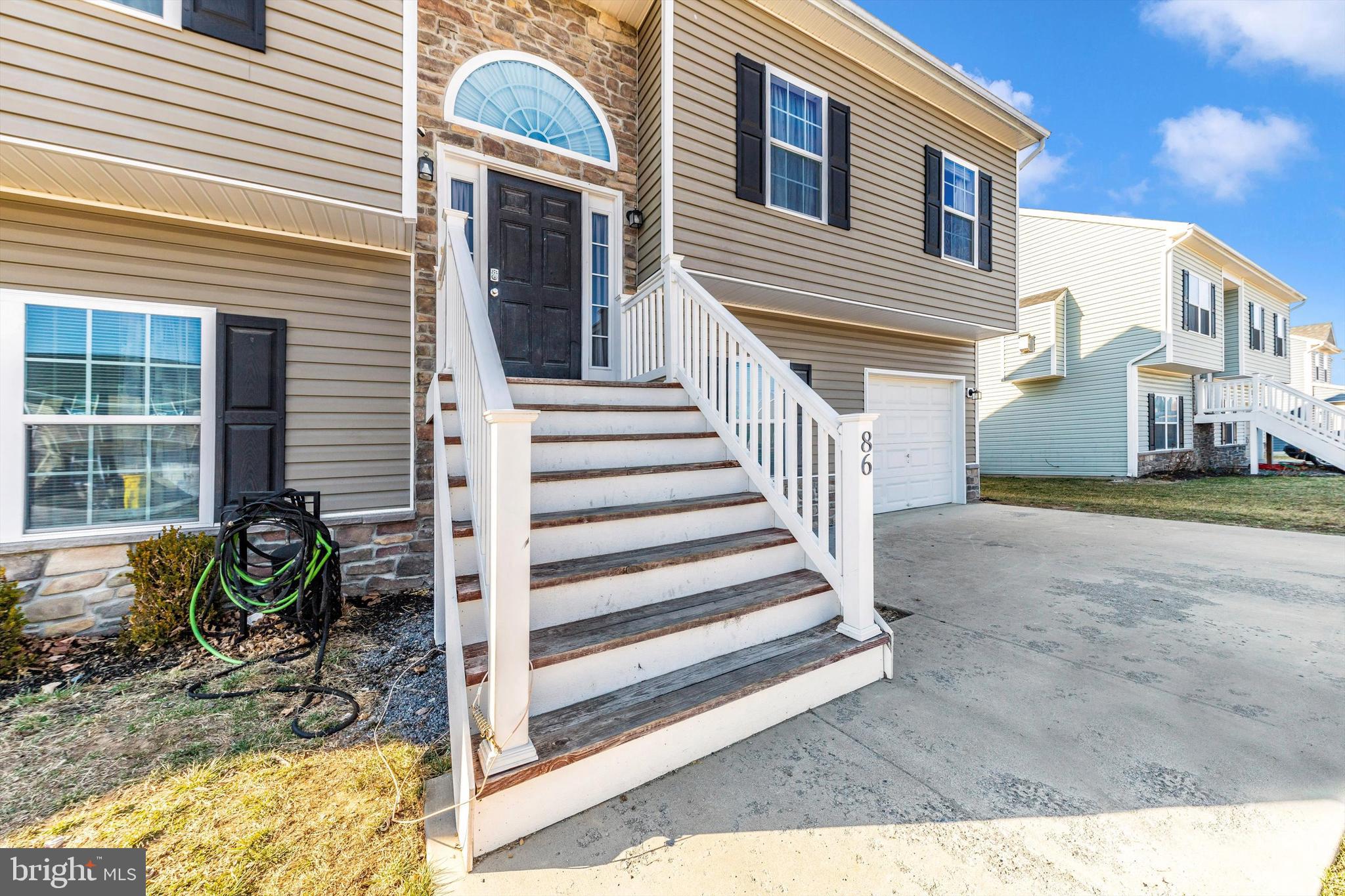 PRINCETON SHOALS - Residential