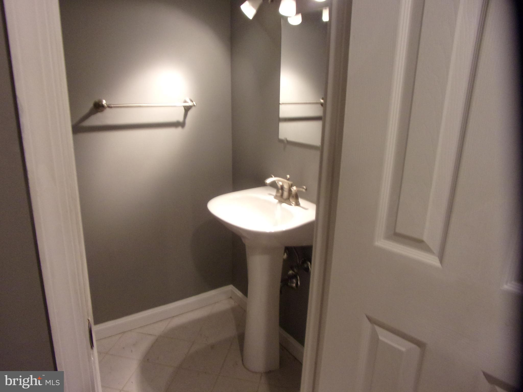 NOTTINGHAM - Residential Lease