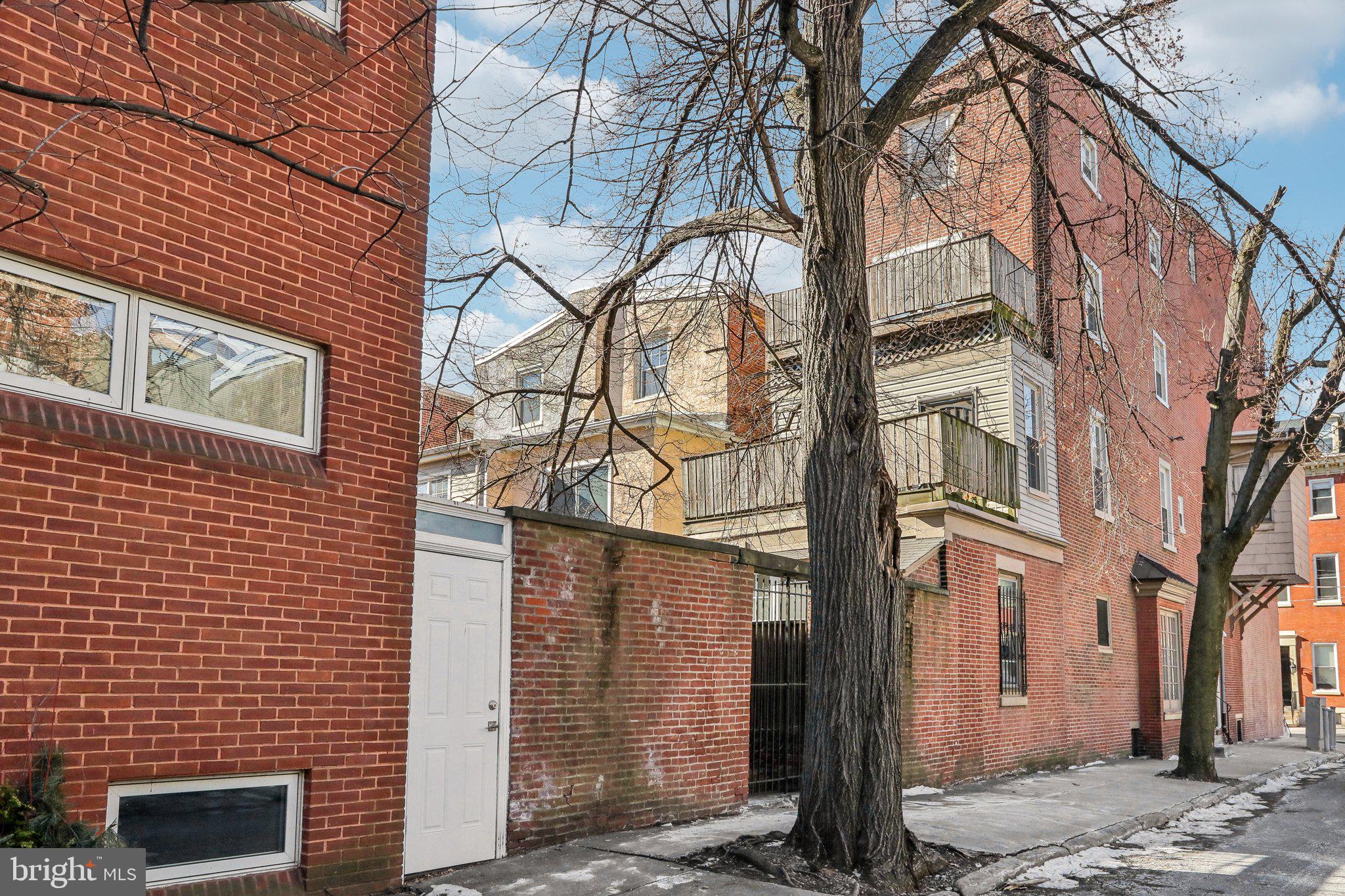 WASHINGTON SQ WEST - Residential