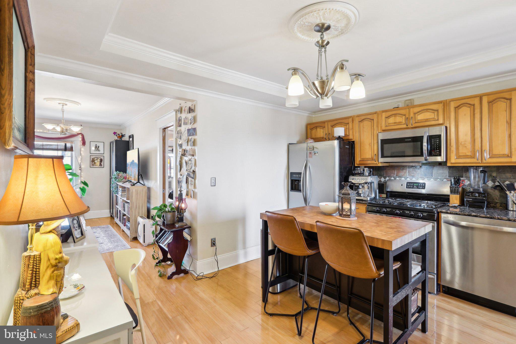 WASHINGTON SQ WEST - Residential