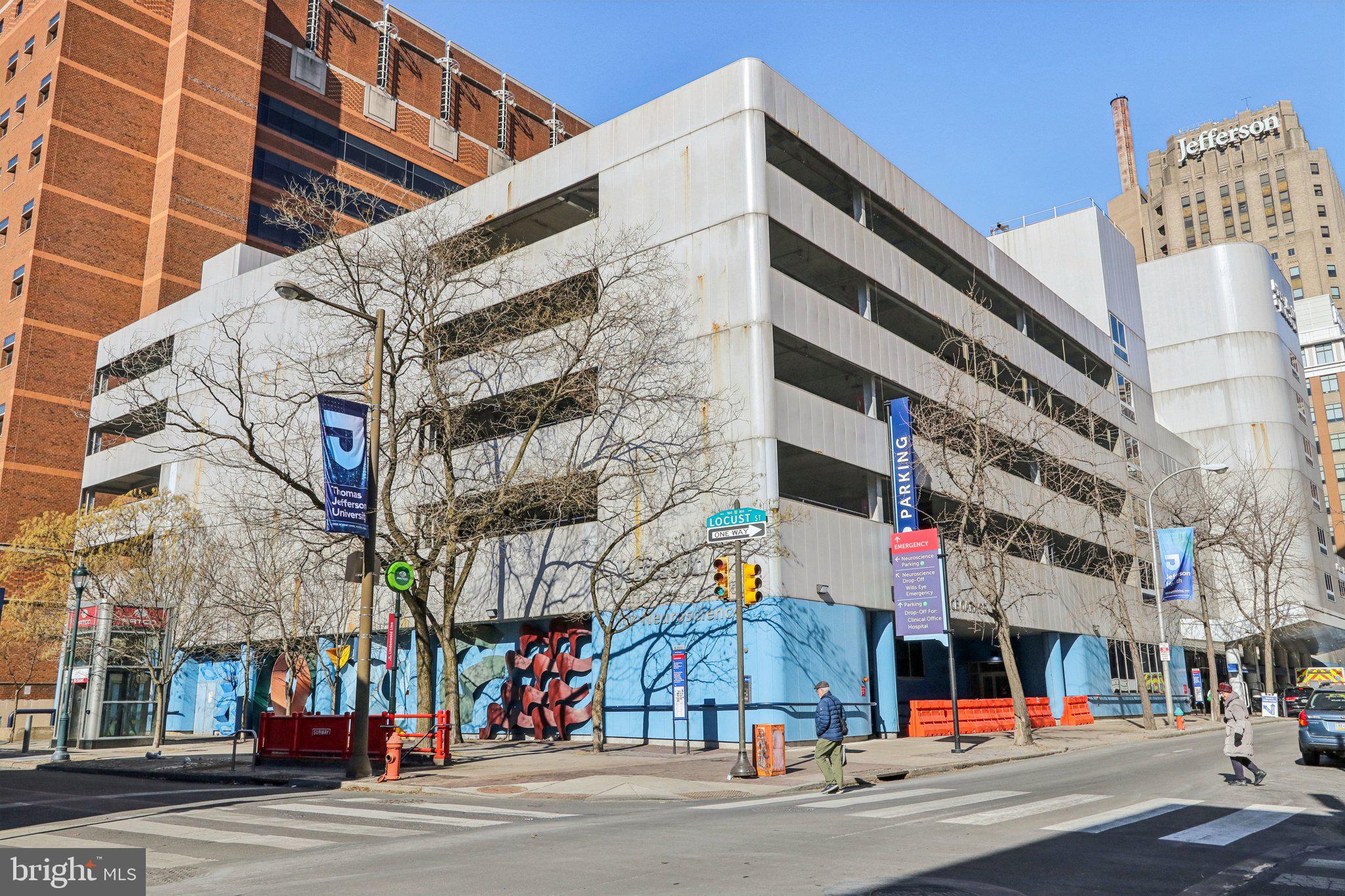 WASHINGTON SQ WEST - Residential