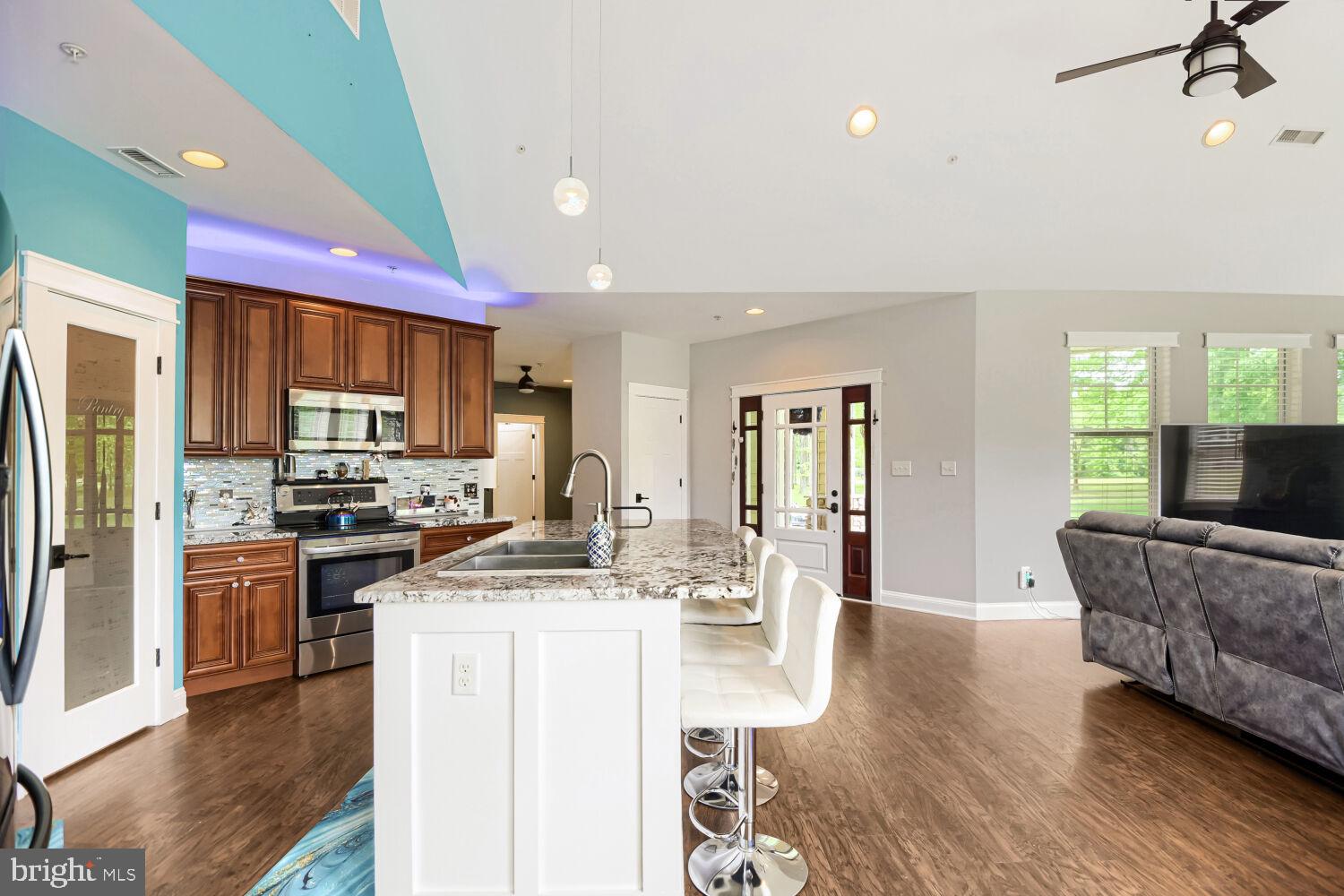 CHERRY GARDENS - Residential