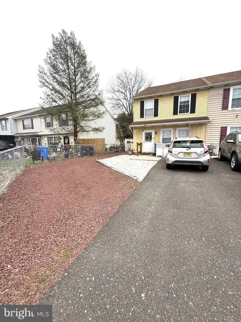 12 E 4th Street, Burlington, NJ 08016 - MLS#: NJBL2083972