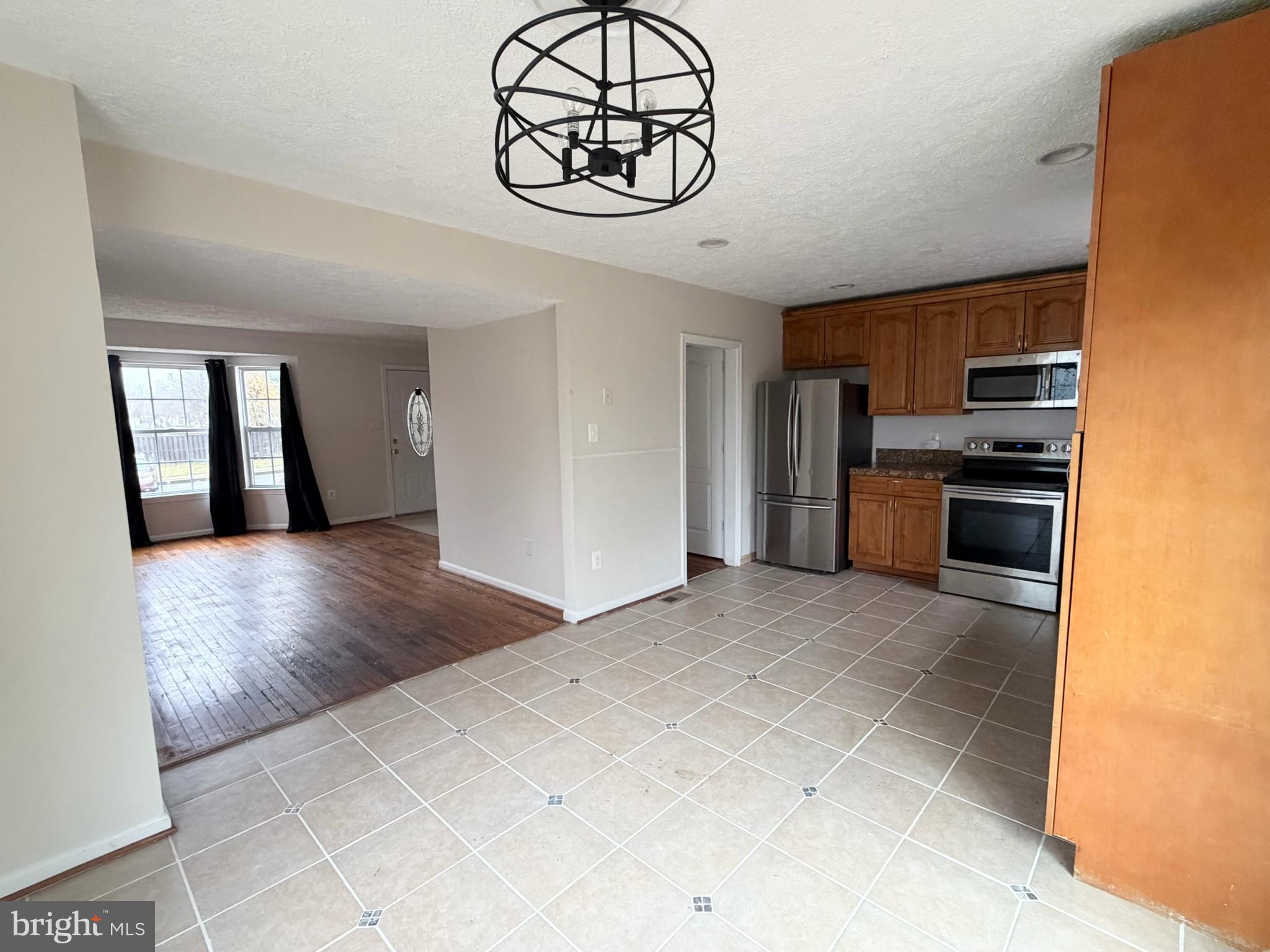 PARKVIEW TRAIL - Residential