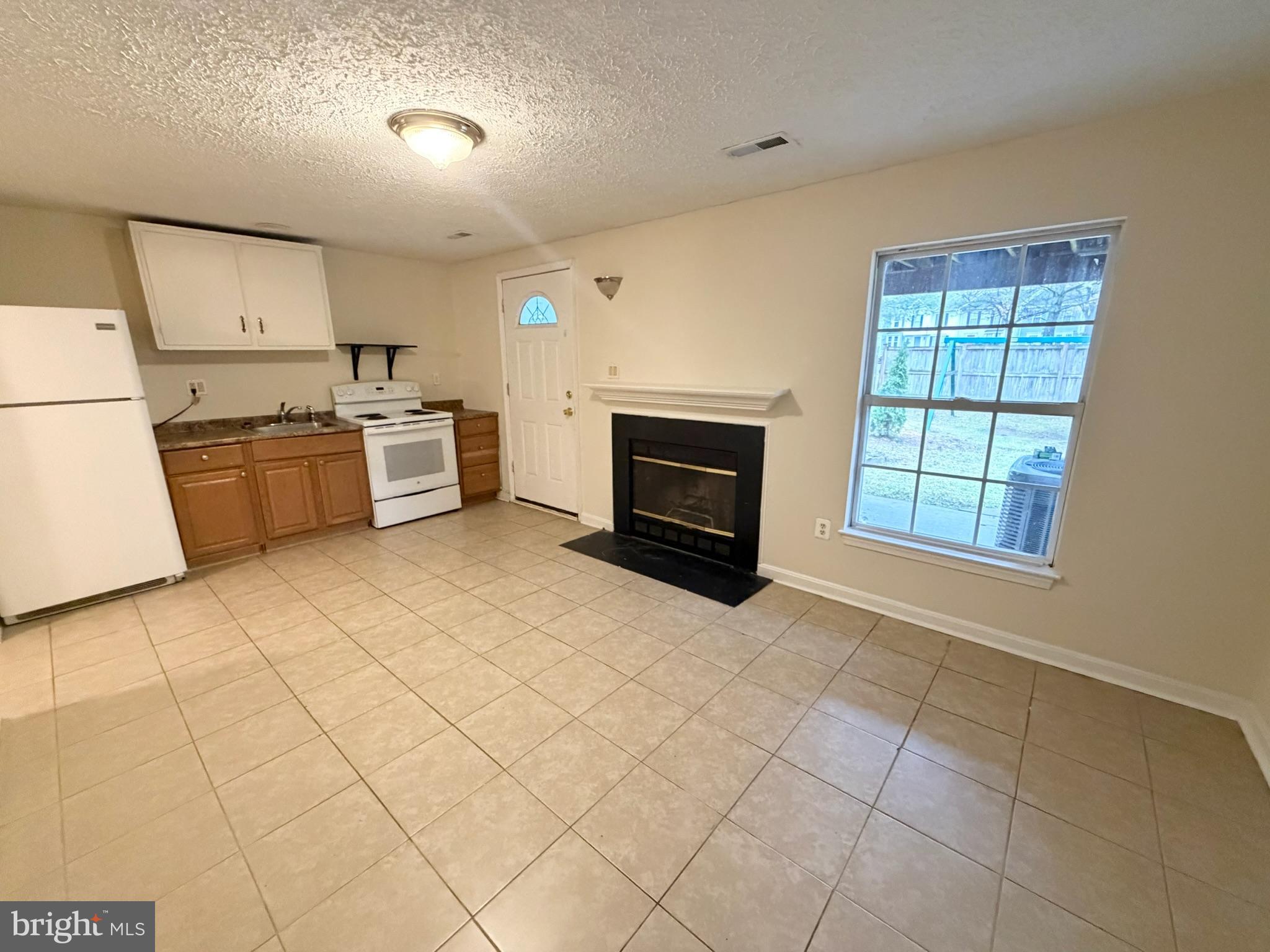 PARKVIEW TRAIL - Residential