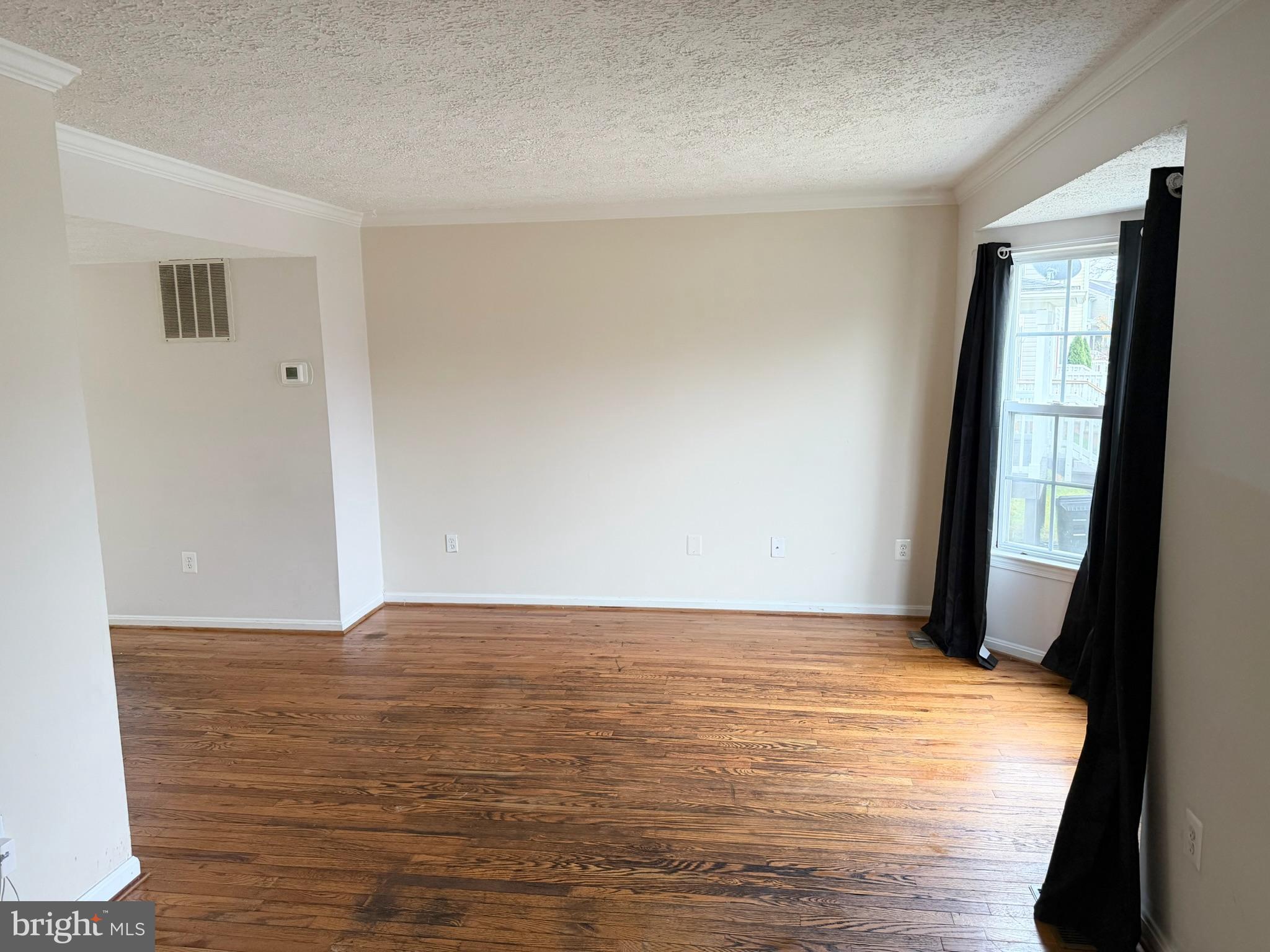 2047 RIDING CROP WAY