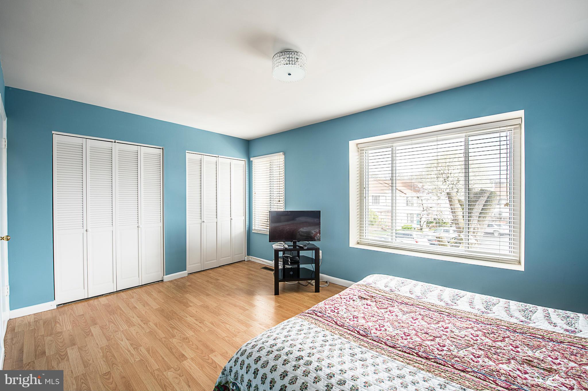 REFLECTION LAKE - Residential