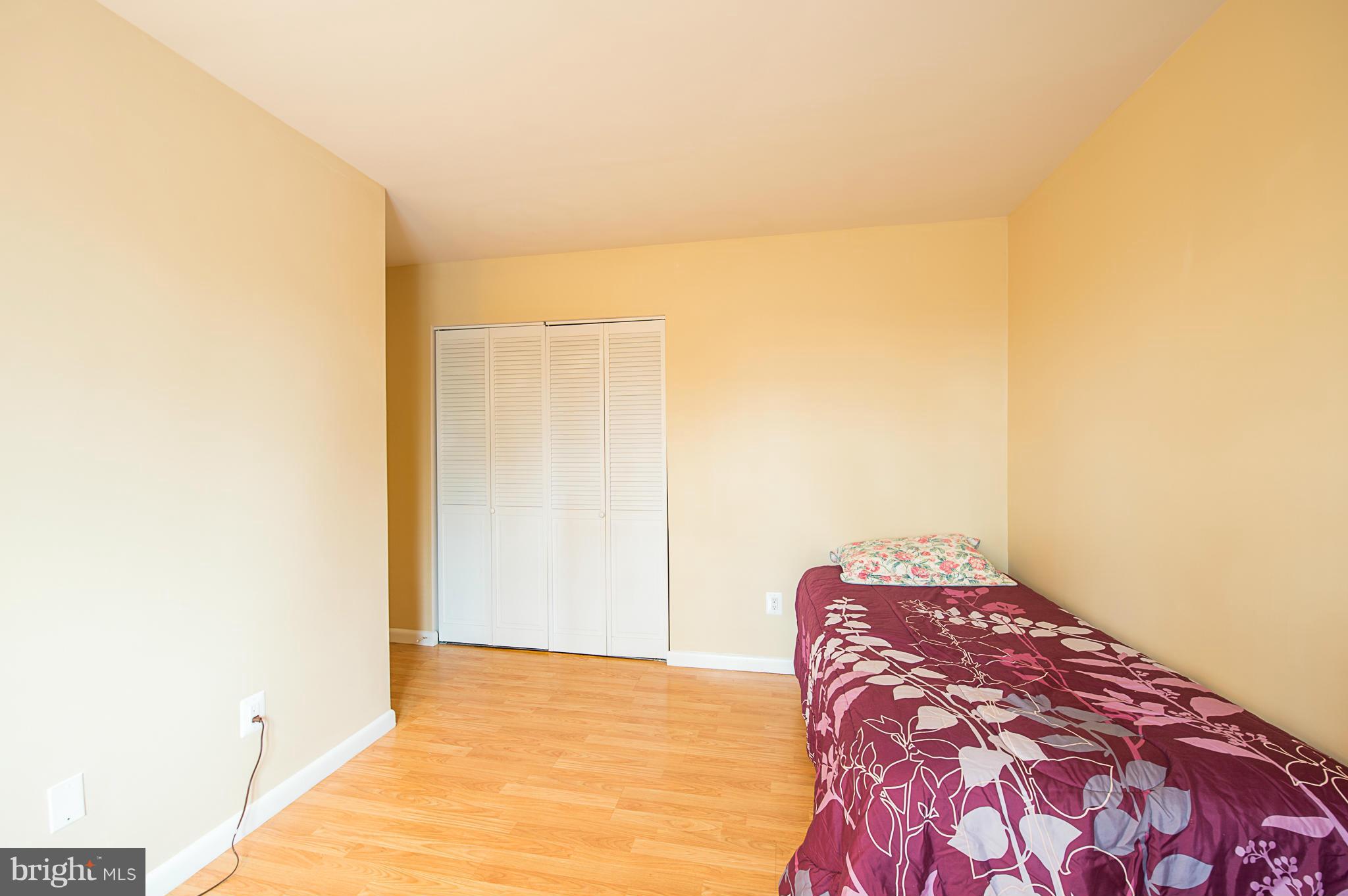 REFLECTION LAKE - Residential