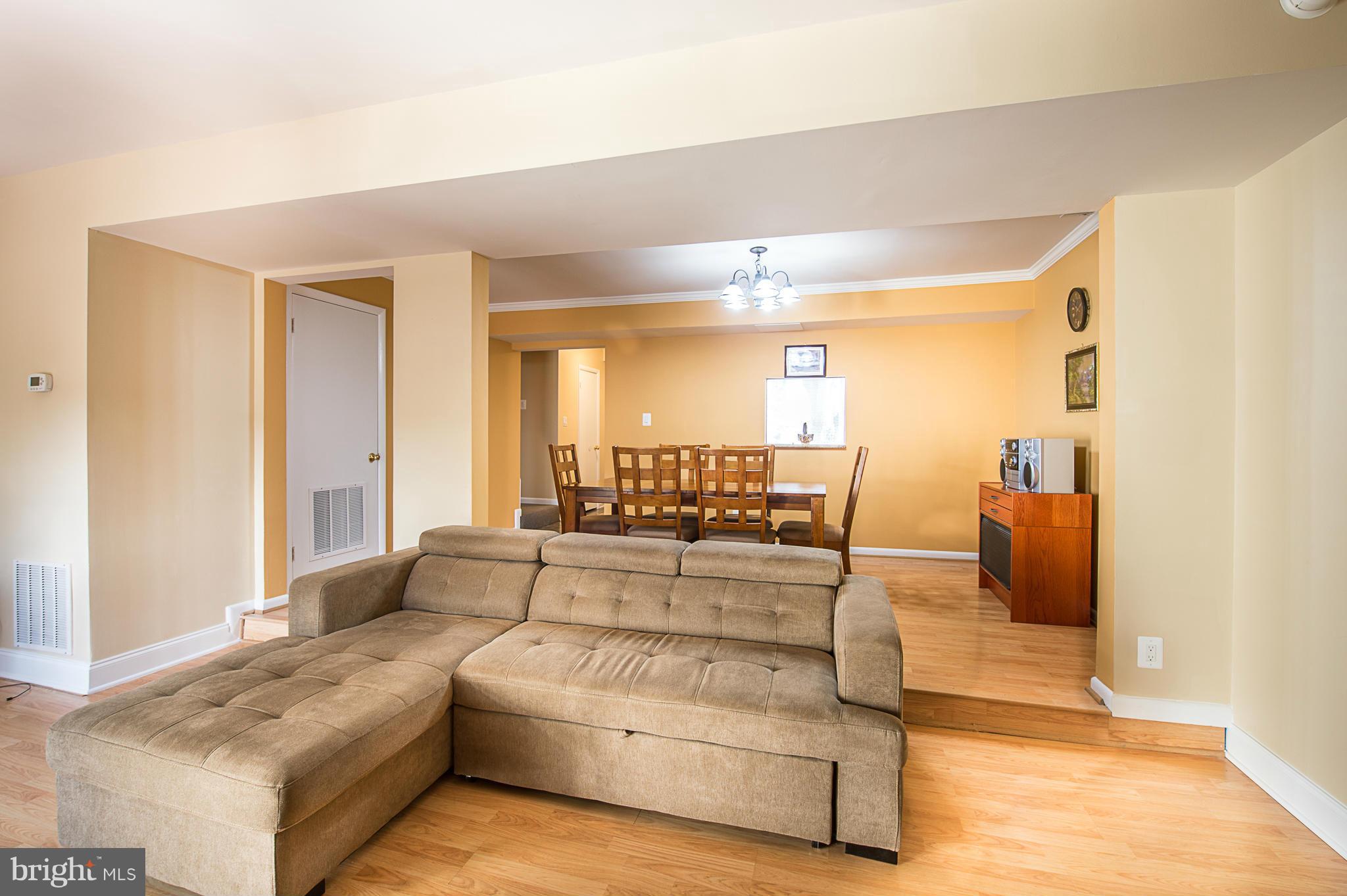 REFLECTION LAKE - Residential