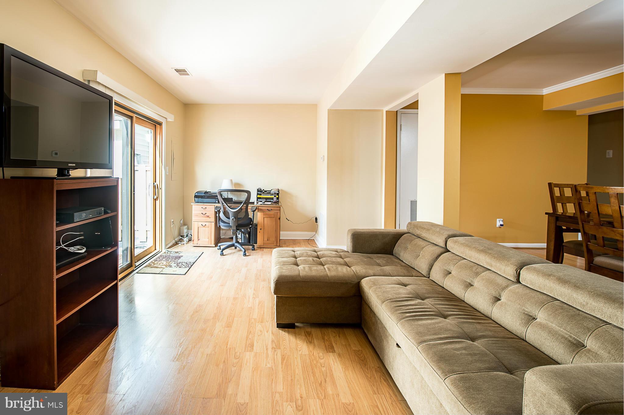 REFLECTION LAKE - Residential