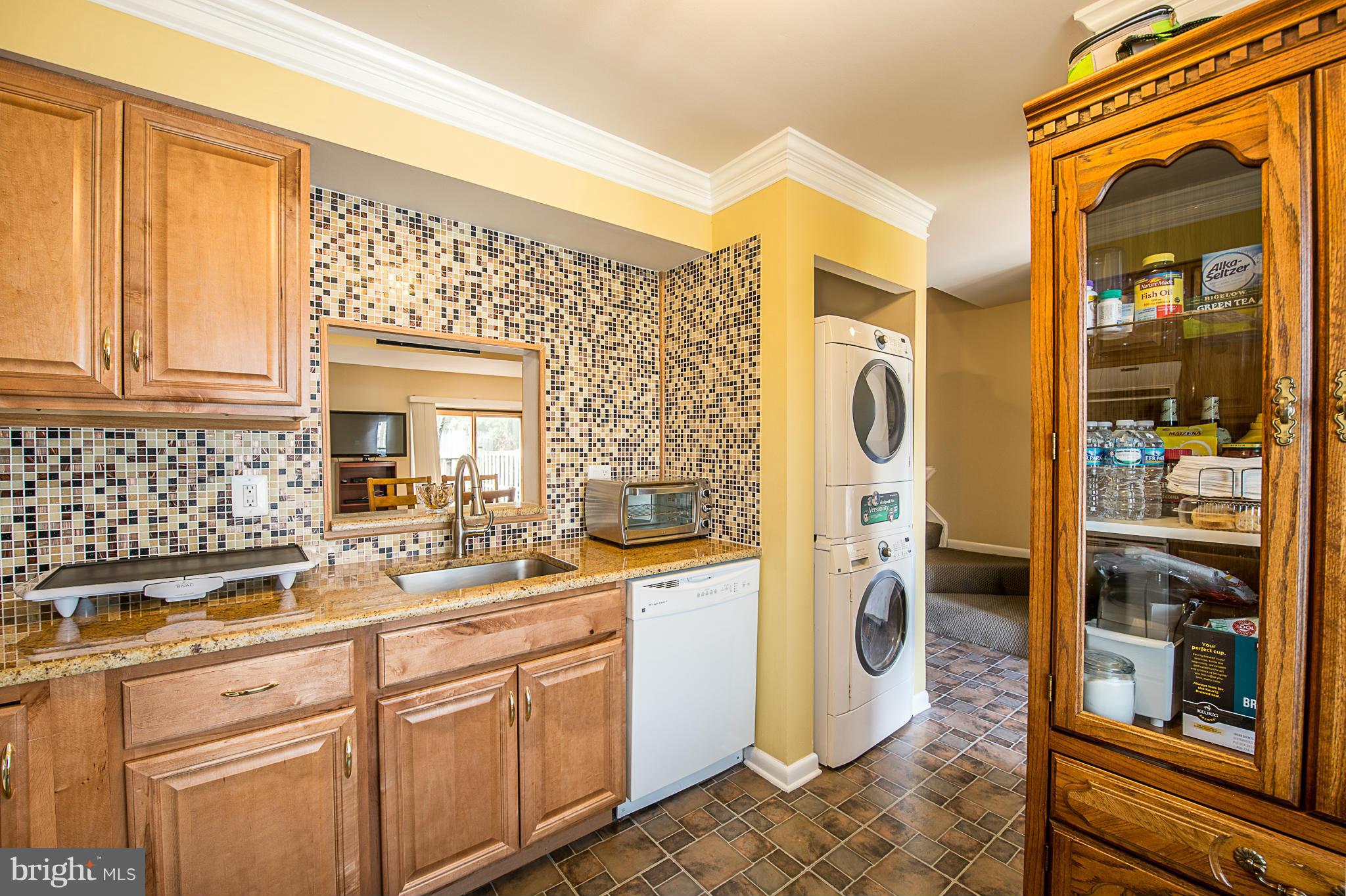 REFLECTION LAKE - Residential